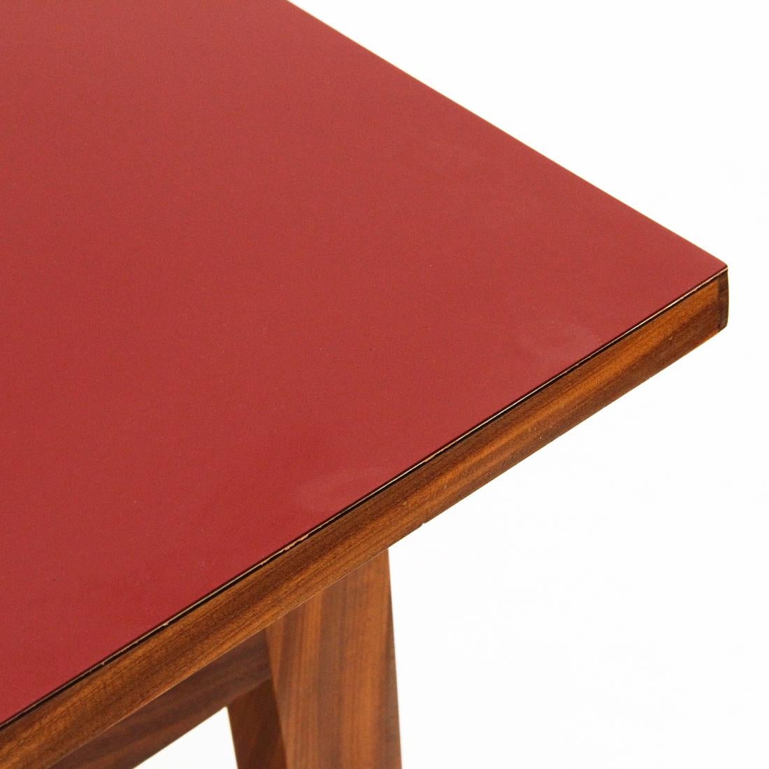 Italia Red Formica Top Dining Table Table, 1950s In Good Condition For Sale In Savona, IT