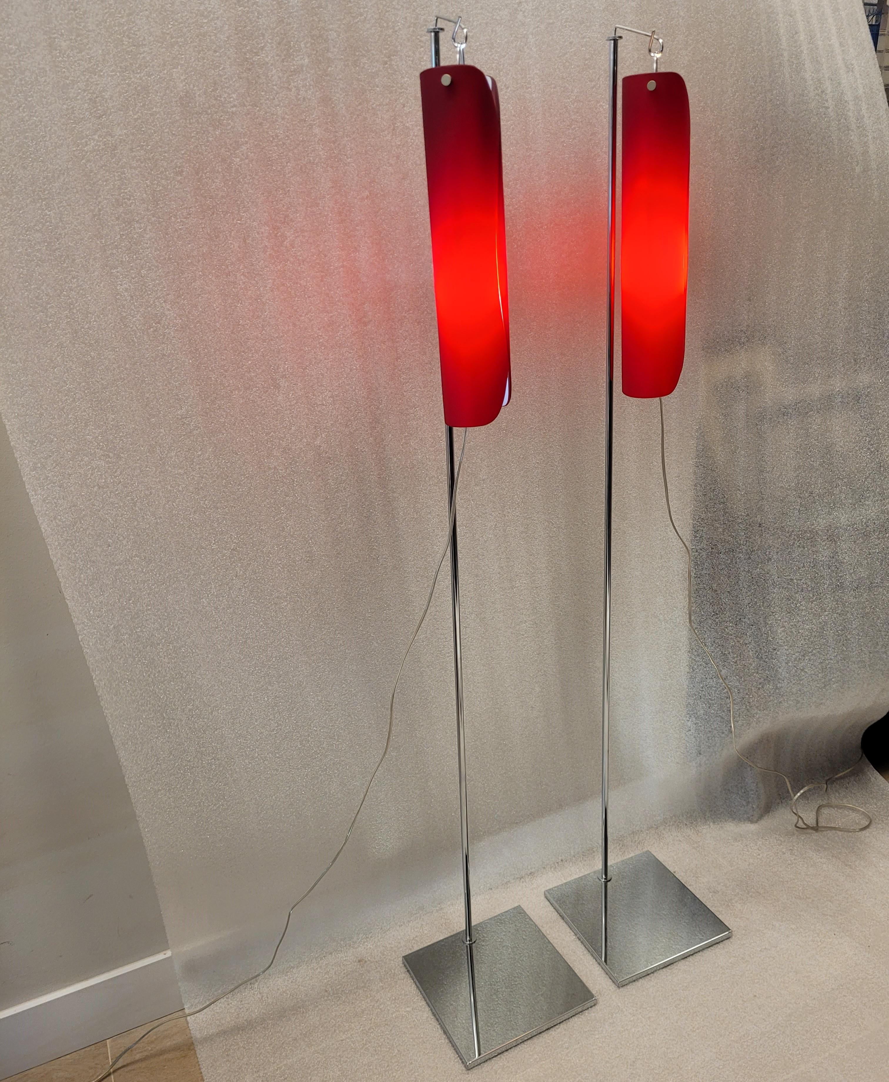 Italien Murano  Rotes Paar Stehlampen in  Vivarini für Roche Bobois  (21. Jahrhundert und zeitgenössisch) im Angebot