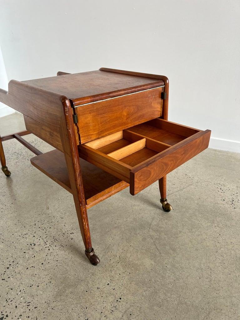 Italiain Teak Bar cart 1960 In Good Condition For Sale In Byron Bay, NSW