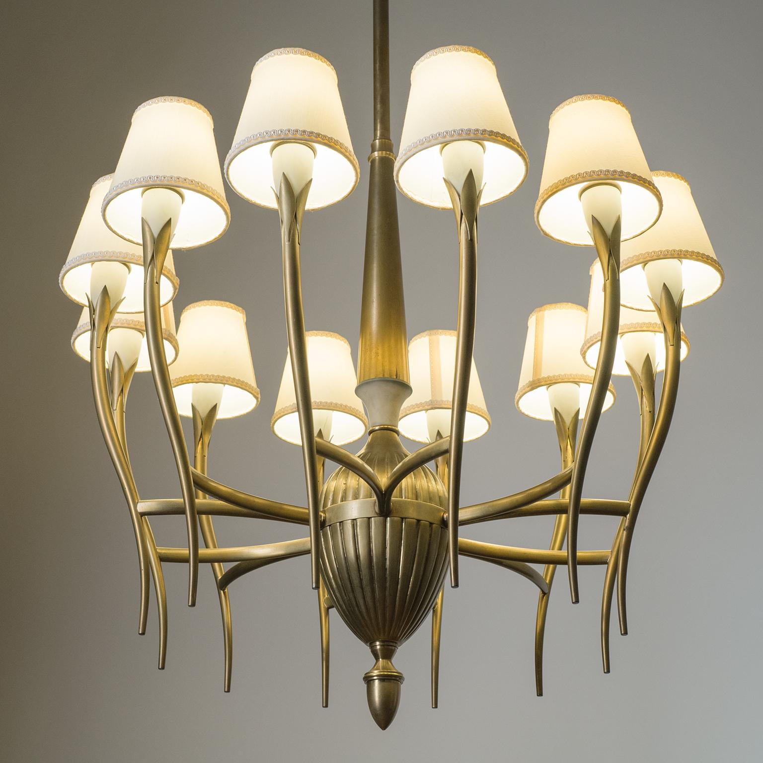 Italian 12-Arm Brass Chandelier, circa 1940 9