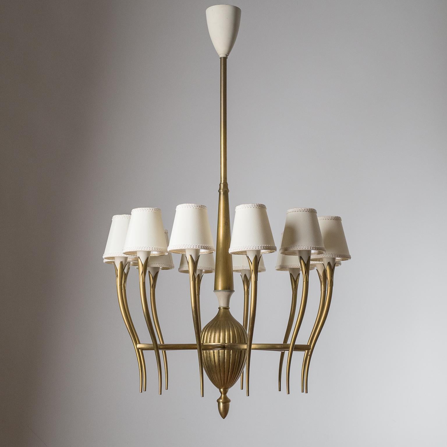 Mid-20th Century Italian 12-Arm Brass Chandelier, circa 1940