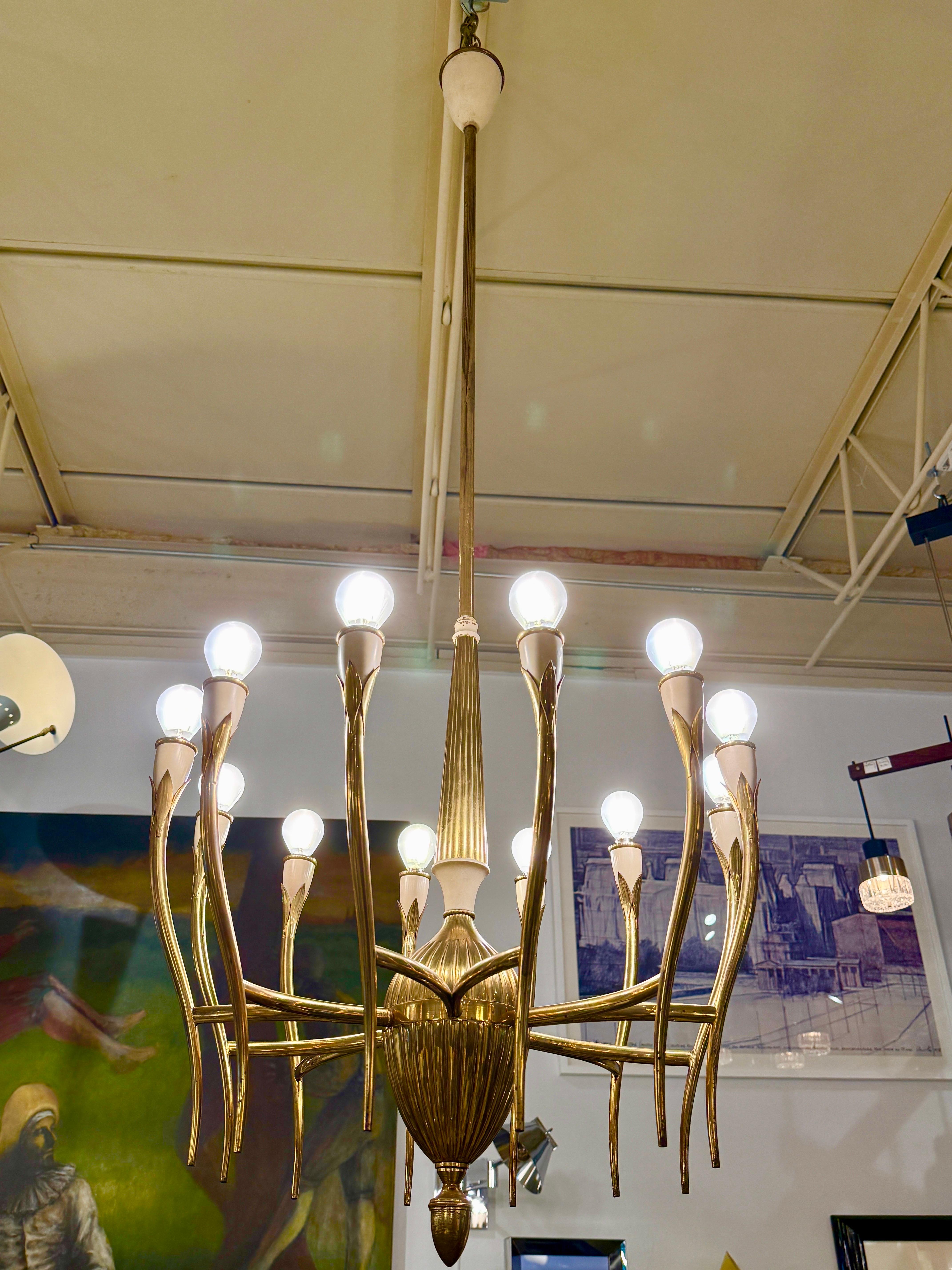 Art Deco Oscar Torlasco Italian 12-Light Brass and Enameled Metal Chandelier by LUMI For Sale