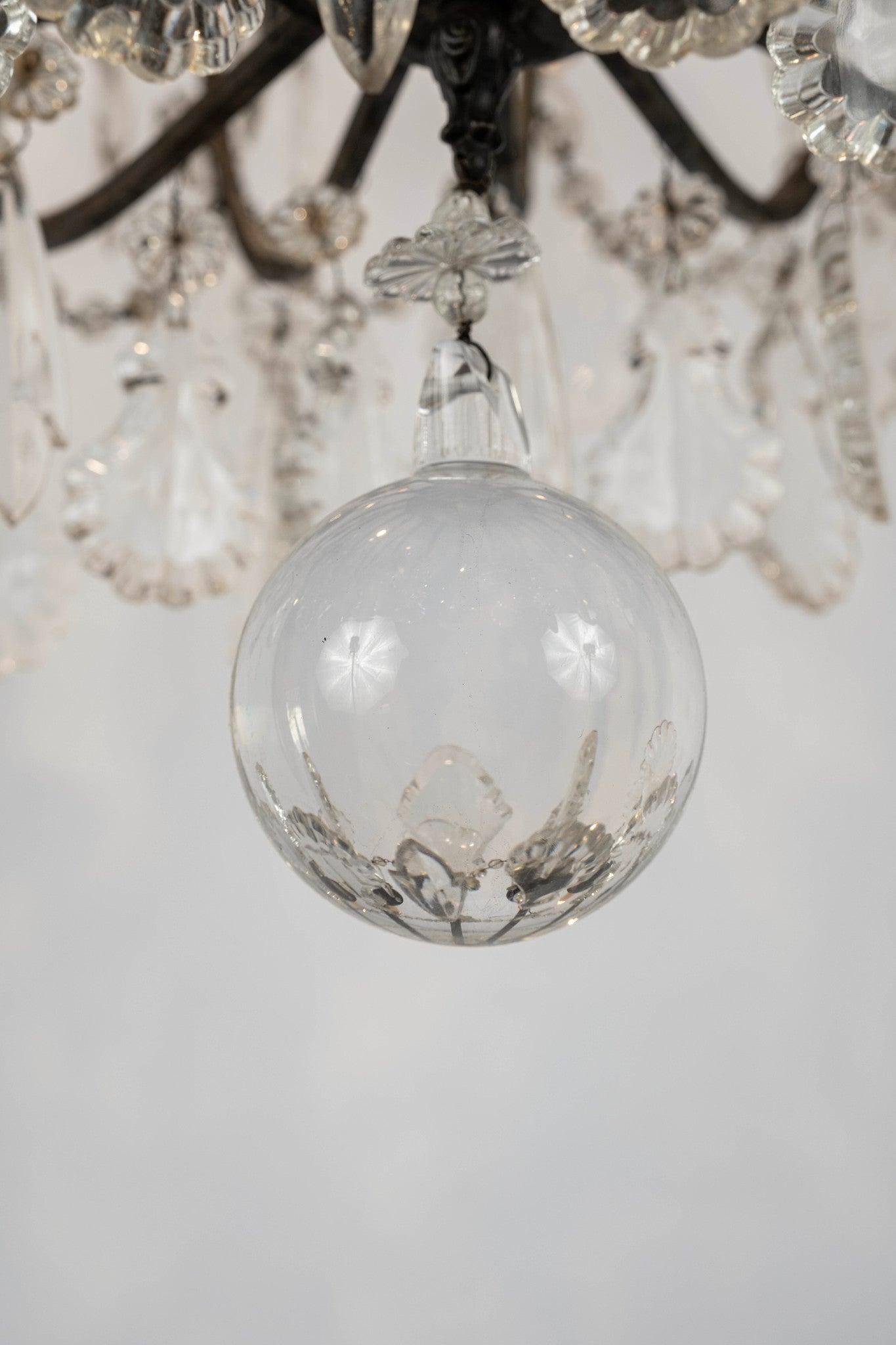 Lampadario italiano a 12 luci in cristallo, circa 1920 in vendita 8
