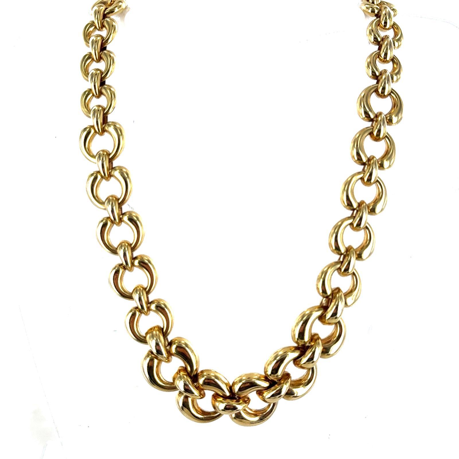 Modern Italian 14 Karat Yellow Gold Graduated Link Chain Necklace For Sale