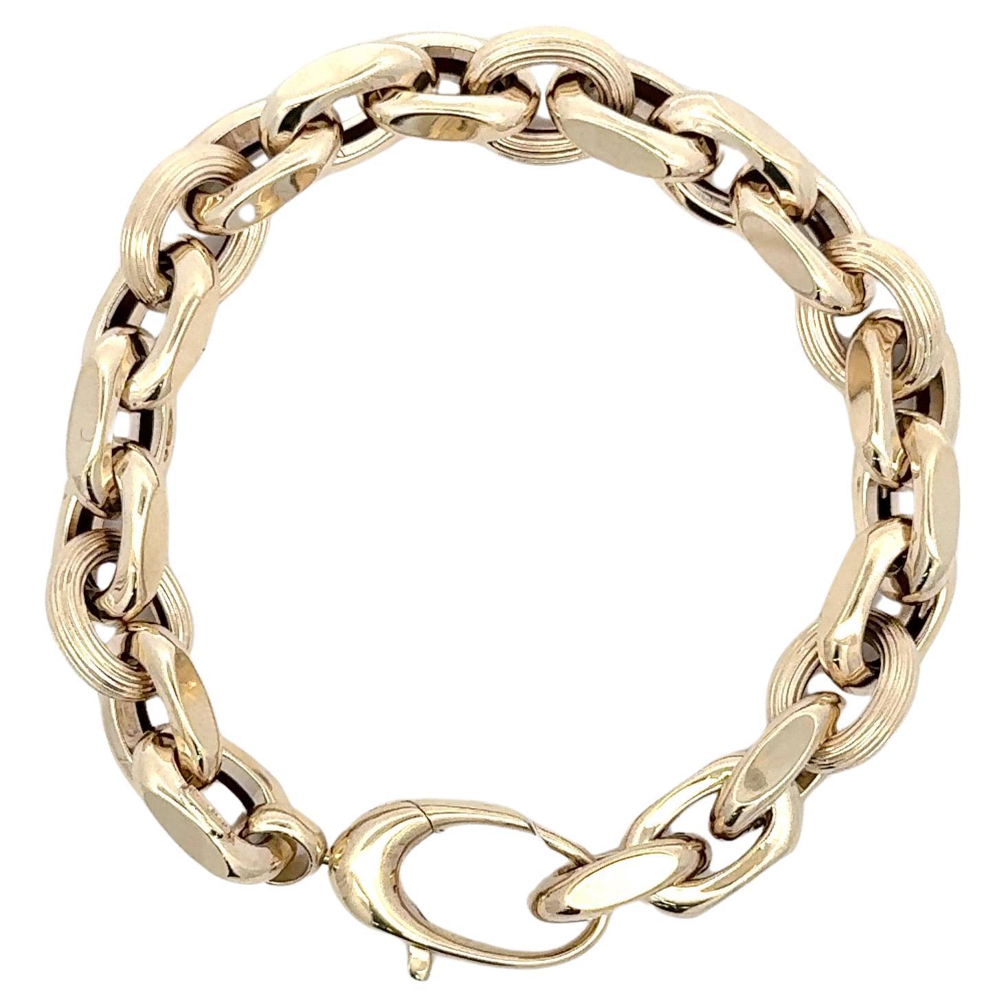 Contemporary Italian 14 Karat Yellow Gold Oval Textured & High Polished Link Bracelet 11.4 GR For Sale