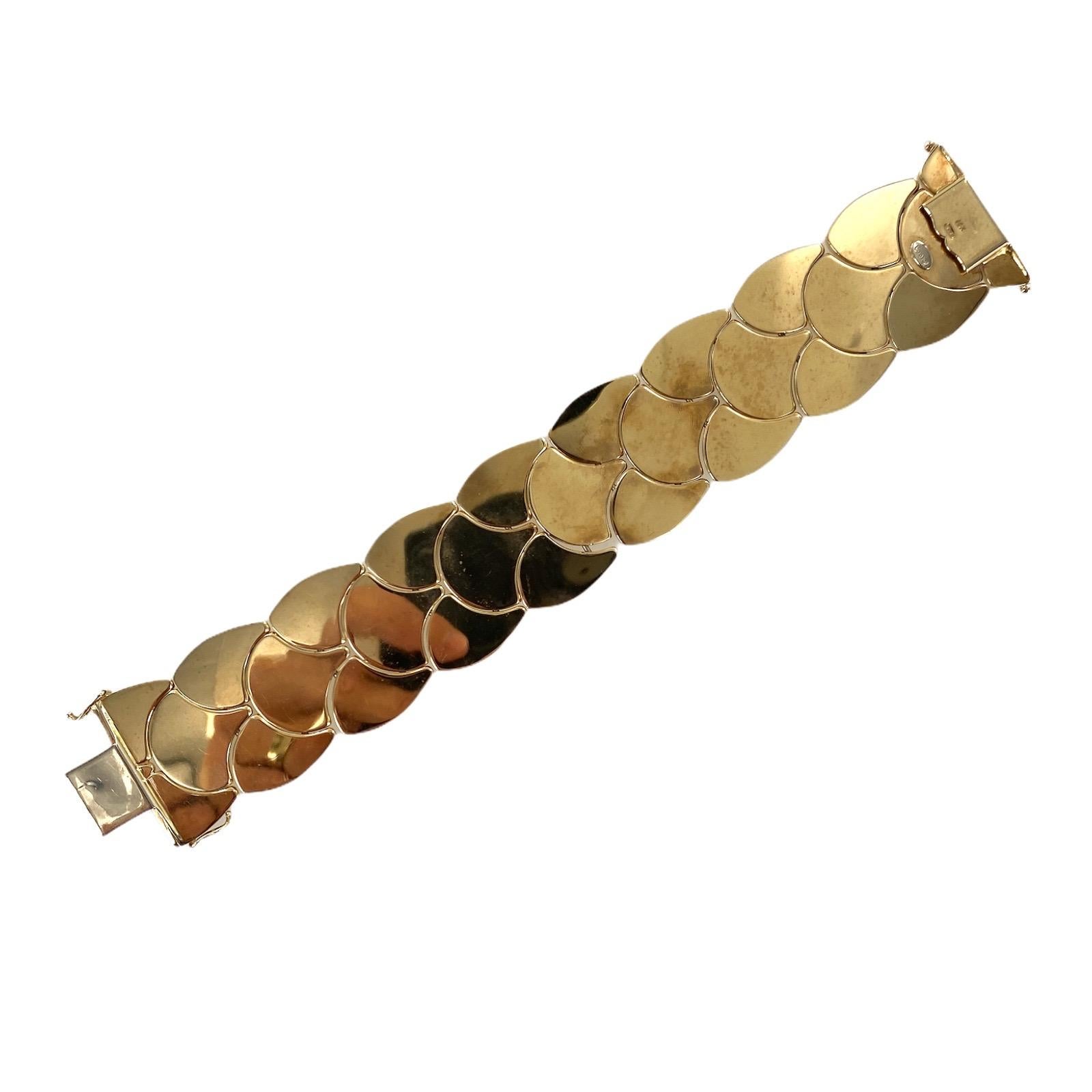 Modern Italian 14 Karat Yellow Gold Polished Satin Finish Link Vintage Bracelet