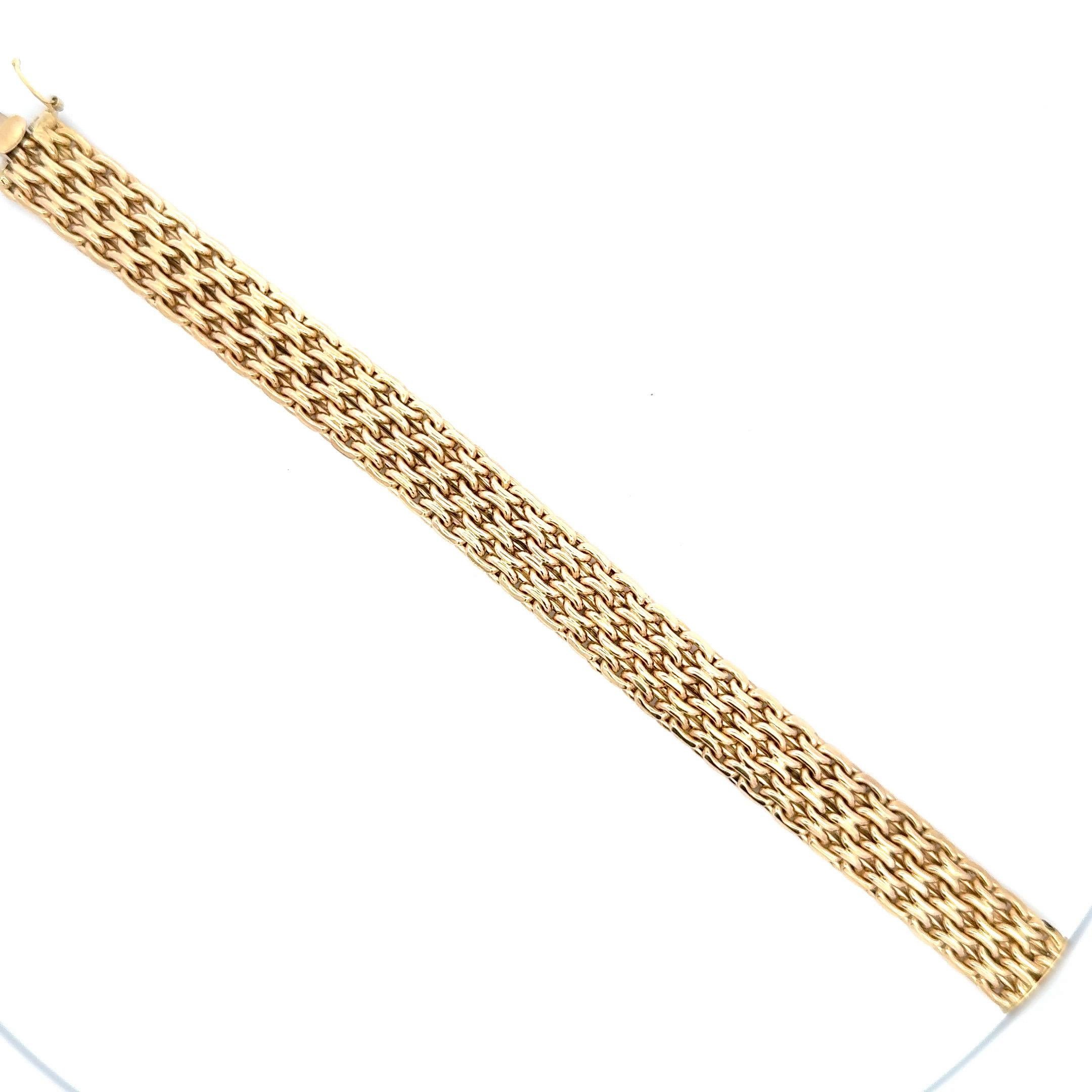 Contemporary Italian 14 Karat Yellow Gold Woven Link Bracelet 15.9 Grams 7.25 Inches For Sale