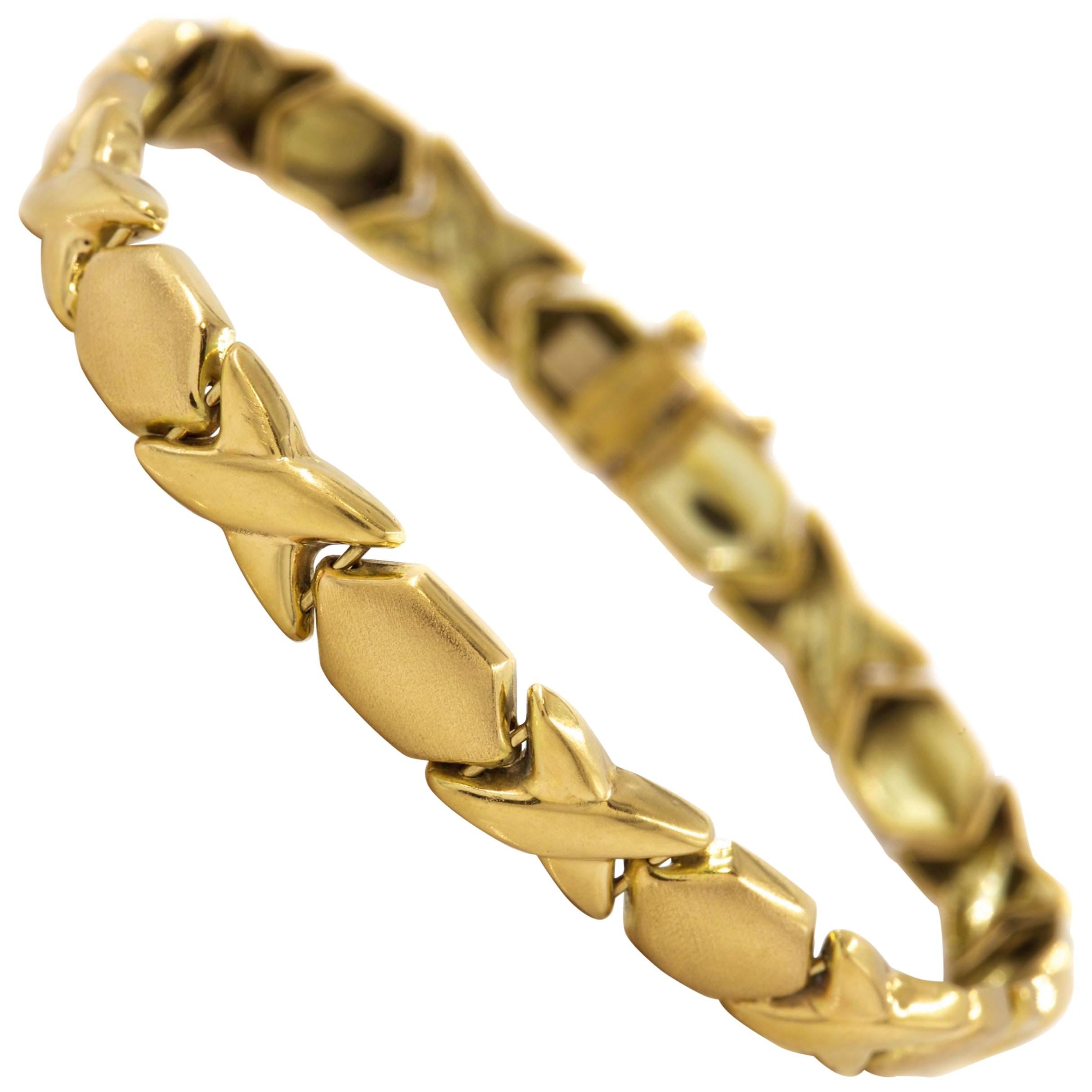 Italian 14-Karat Yellow Gold "X&O" Bracelet by Concept Gold
