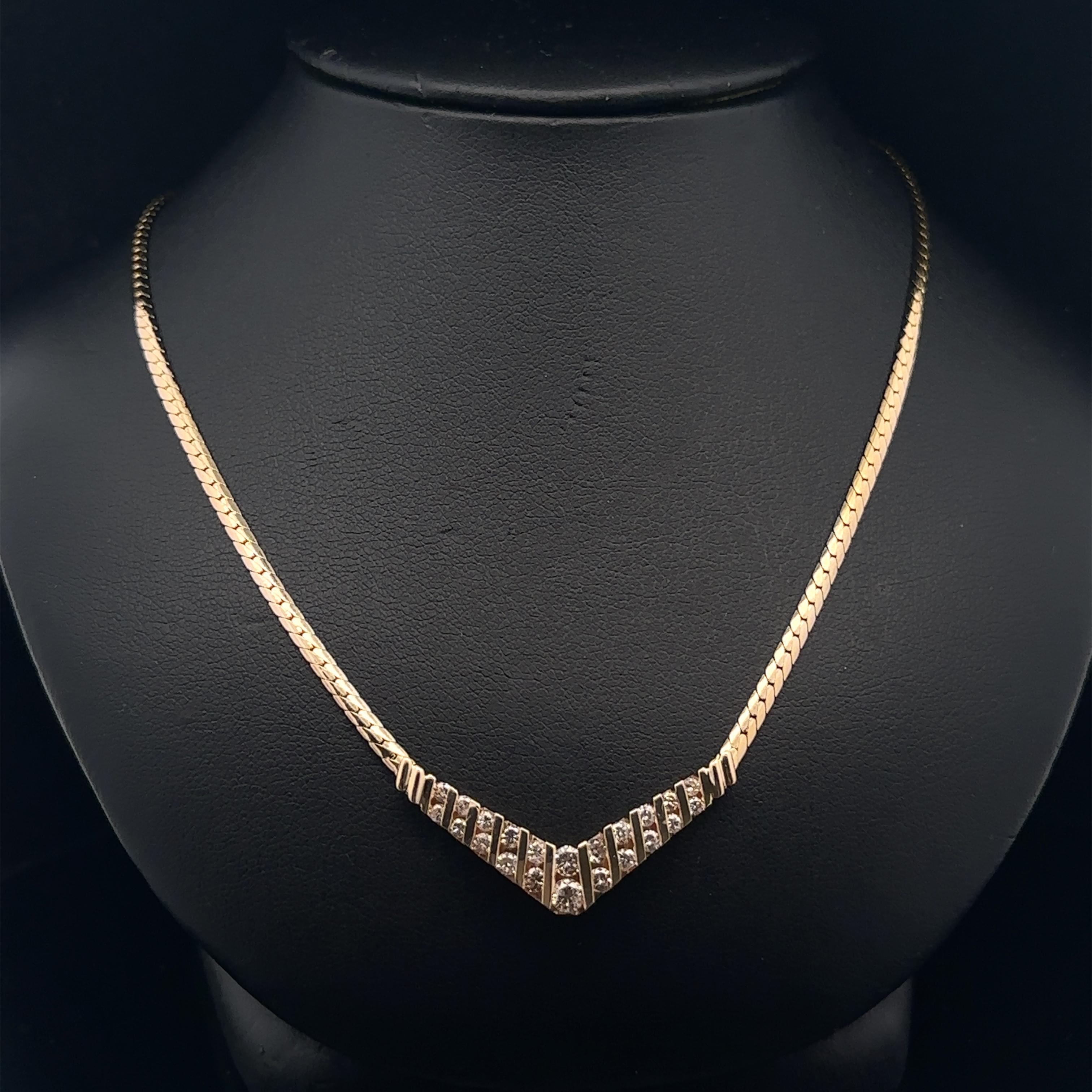 Collana italiana in oro 14k con diamanti a canale da 0,80 carati e centro V.I.I. su maglia piatta a S in vendita 5
