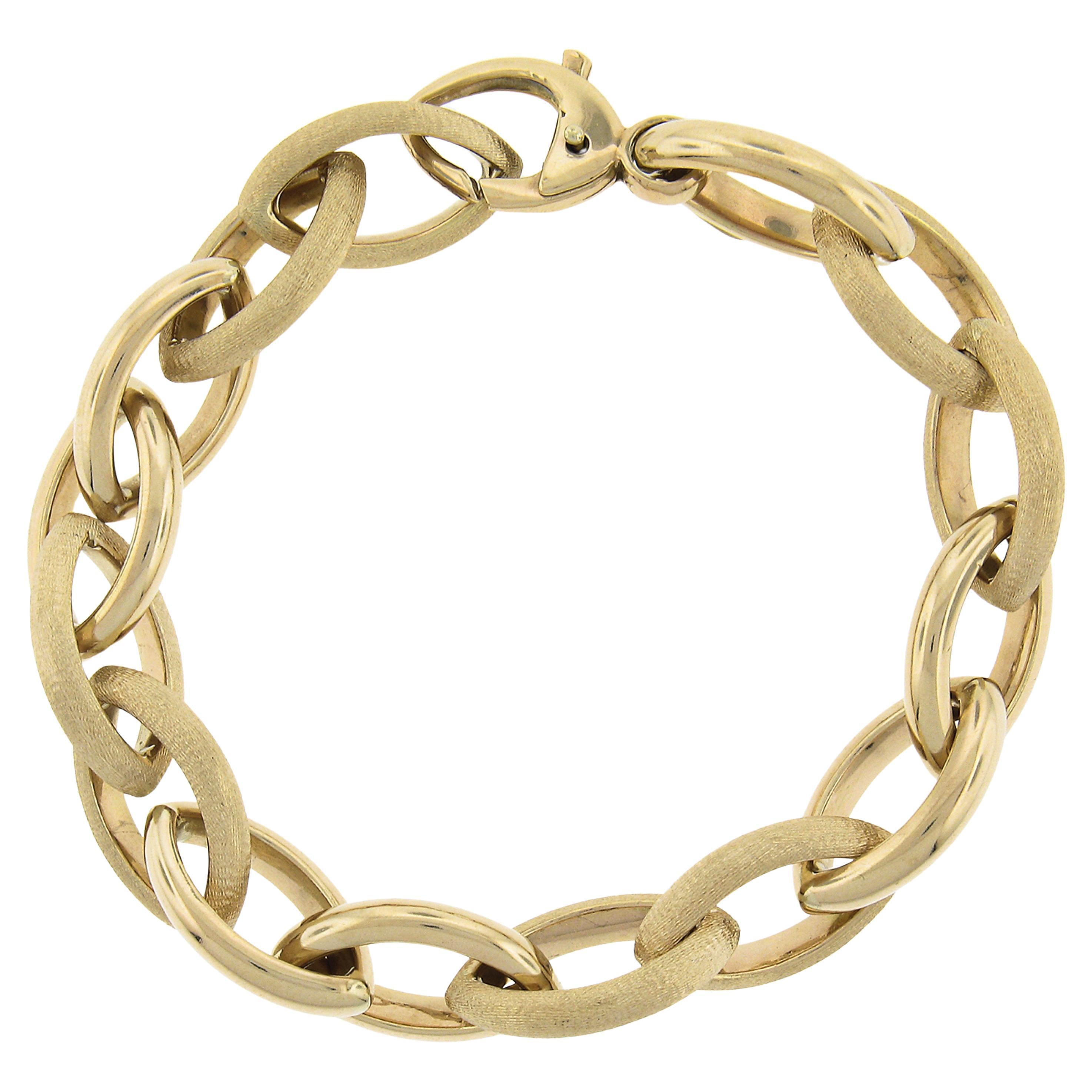 Italian 14K Gold Brushed & Polished Finish Open Marquise Shape Link Bracelet For Sale