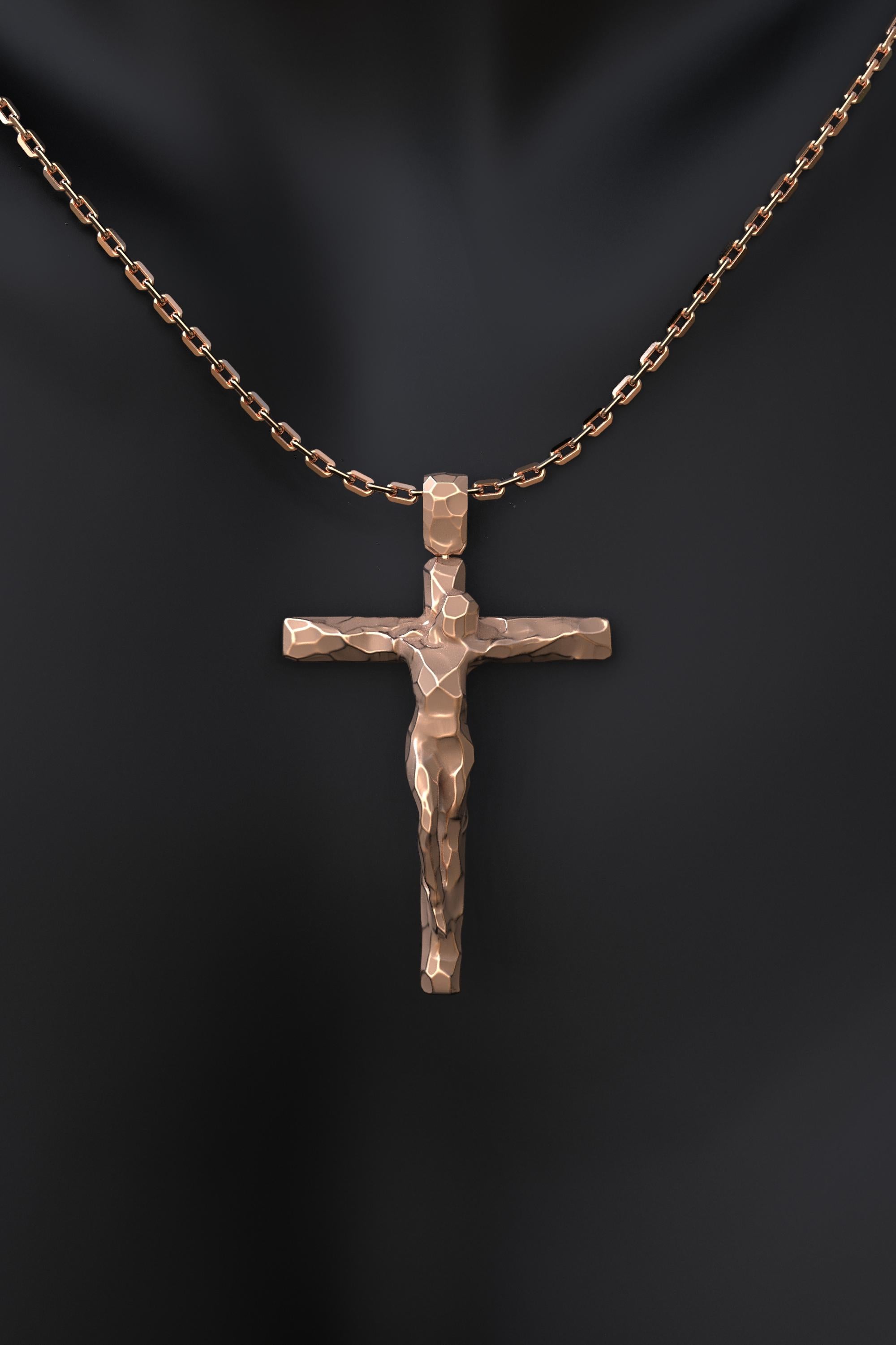 Collier pendentif en forme de croix en or 14 carats italien pour hommes, fabriqué sur commande. en vente 7