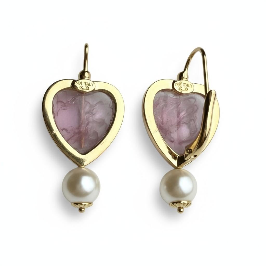 Taille cabochon Boucles d'oreilles italiennes en or 14 carats avec camées déesses en améthyste sculptées à la main en vente