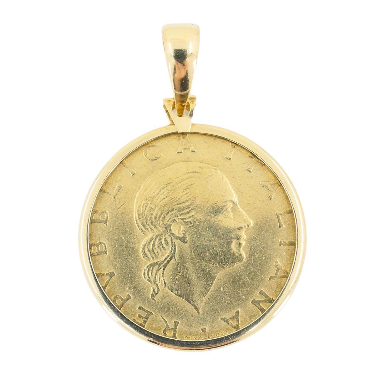 Italian 14k Gold Lire Coin Pendant In Good Condition For Sale In Beverly Hills, CA