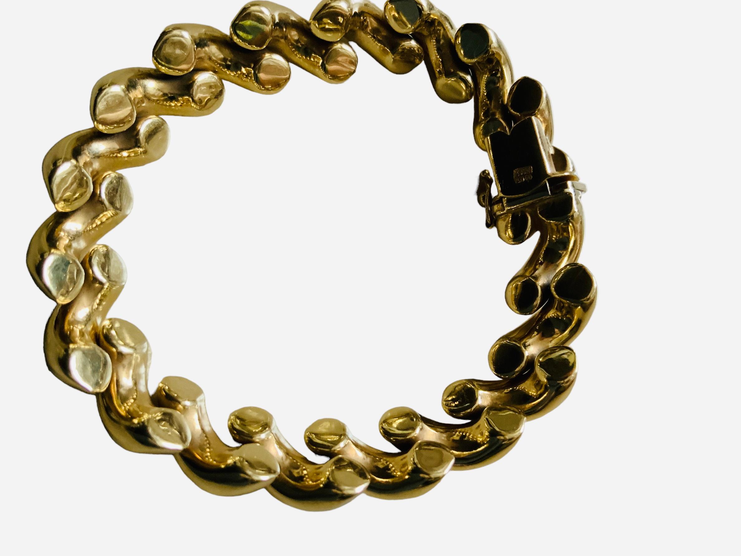 Italian 14K Gold San Marco/Macaroni Link Bracelet For Sale 4