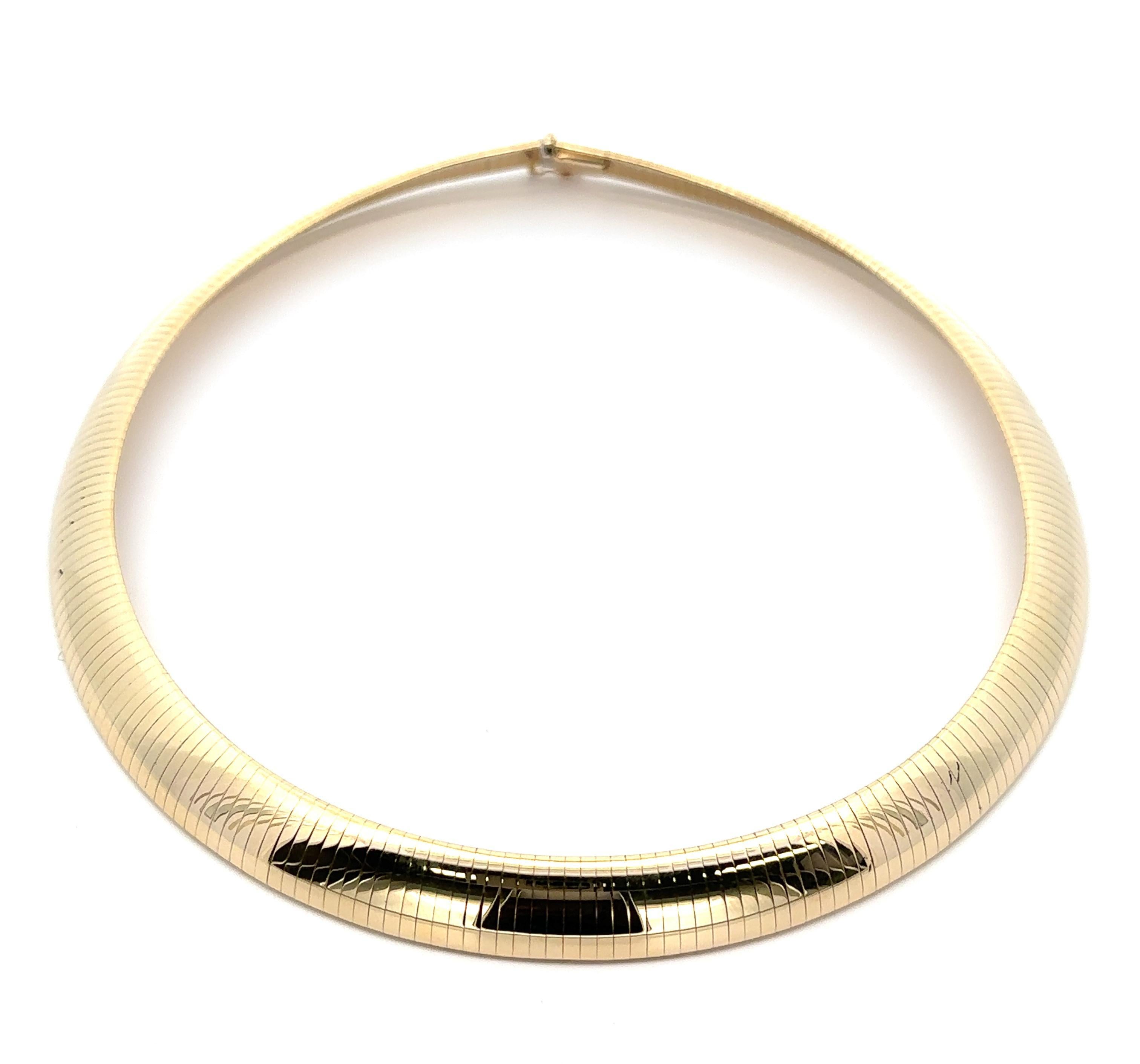 Italian 14k Yellow Gold 11.7mm Wide Heavy Domed 16