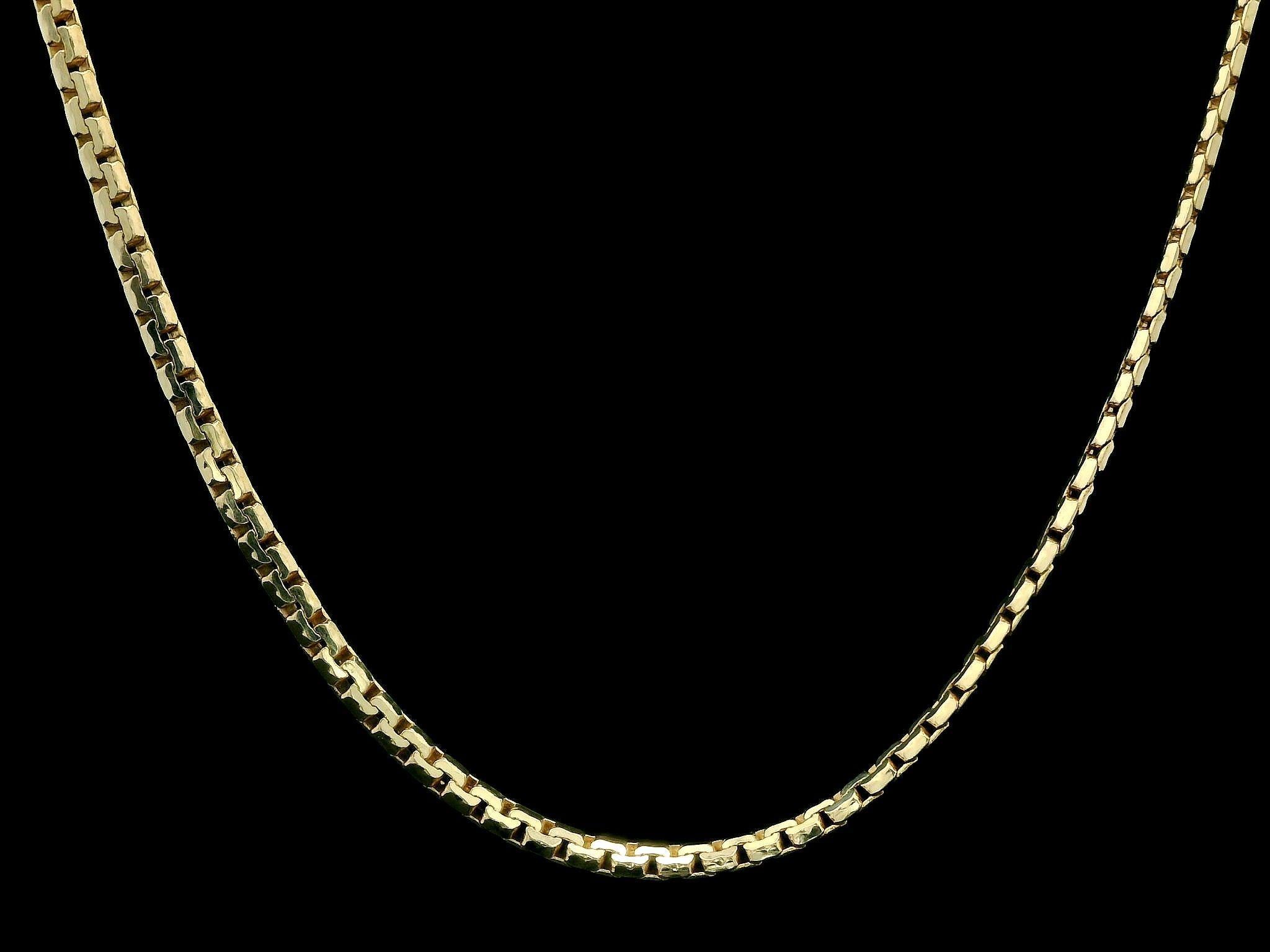 Chaîne collier italienne en or jaune 14 carats à maillons plats superposés de 15,5 pouces Pour femmes en vente