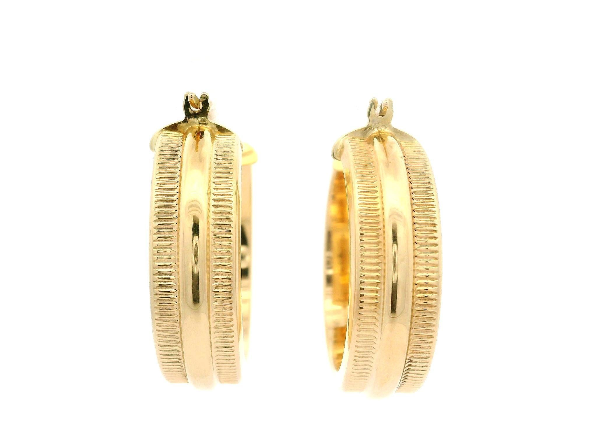 Italian 14k Yellow Gold Wide Coin Edge 27mm Large Hoop Earrings For Sale 1