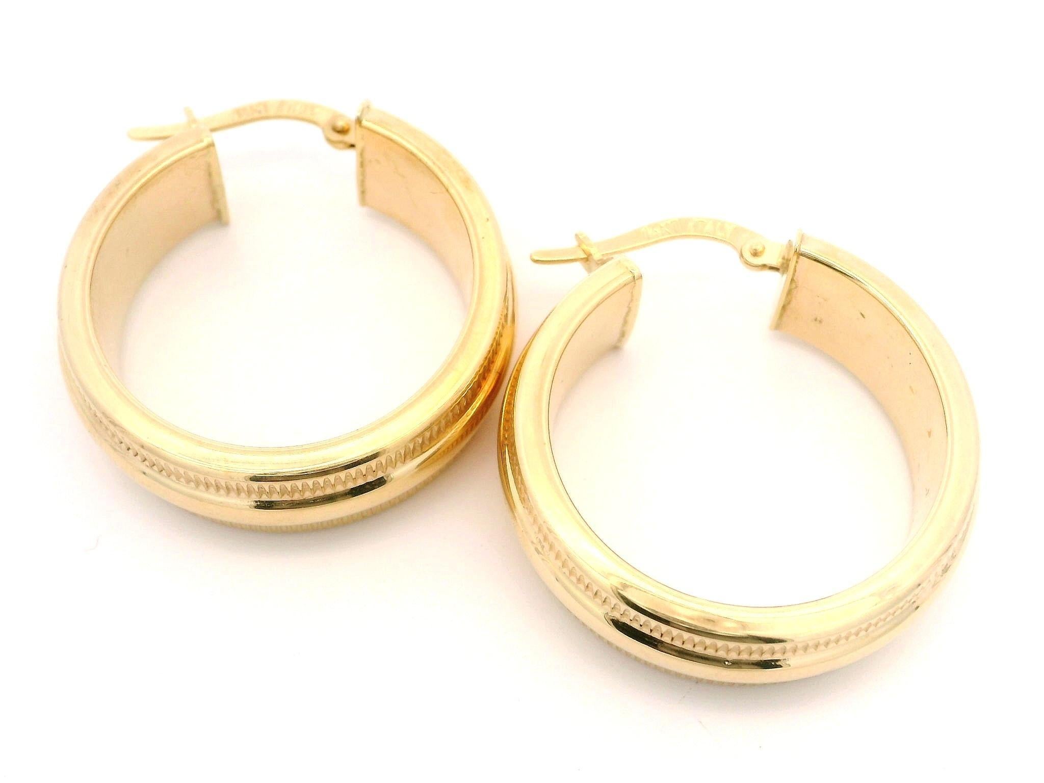 Italian 14k Yellow Gold Wide Coin Edge 27mm Large Hoop Earrings For Sale 4