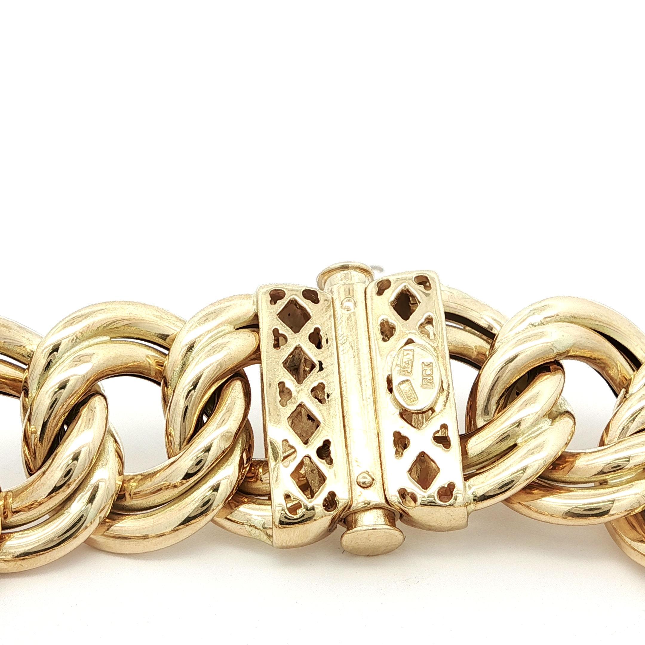 Bracciale italiano in oro giallo 14k con maglie larghe e intrecciate a doppia fantasia A Link Figaro in vendita 3
