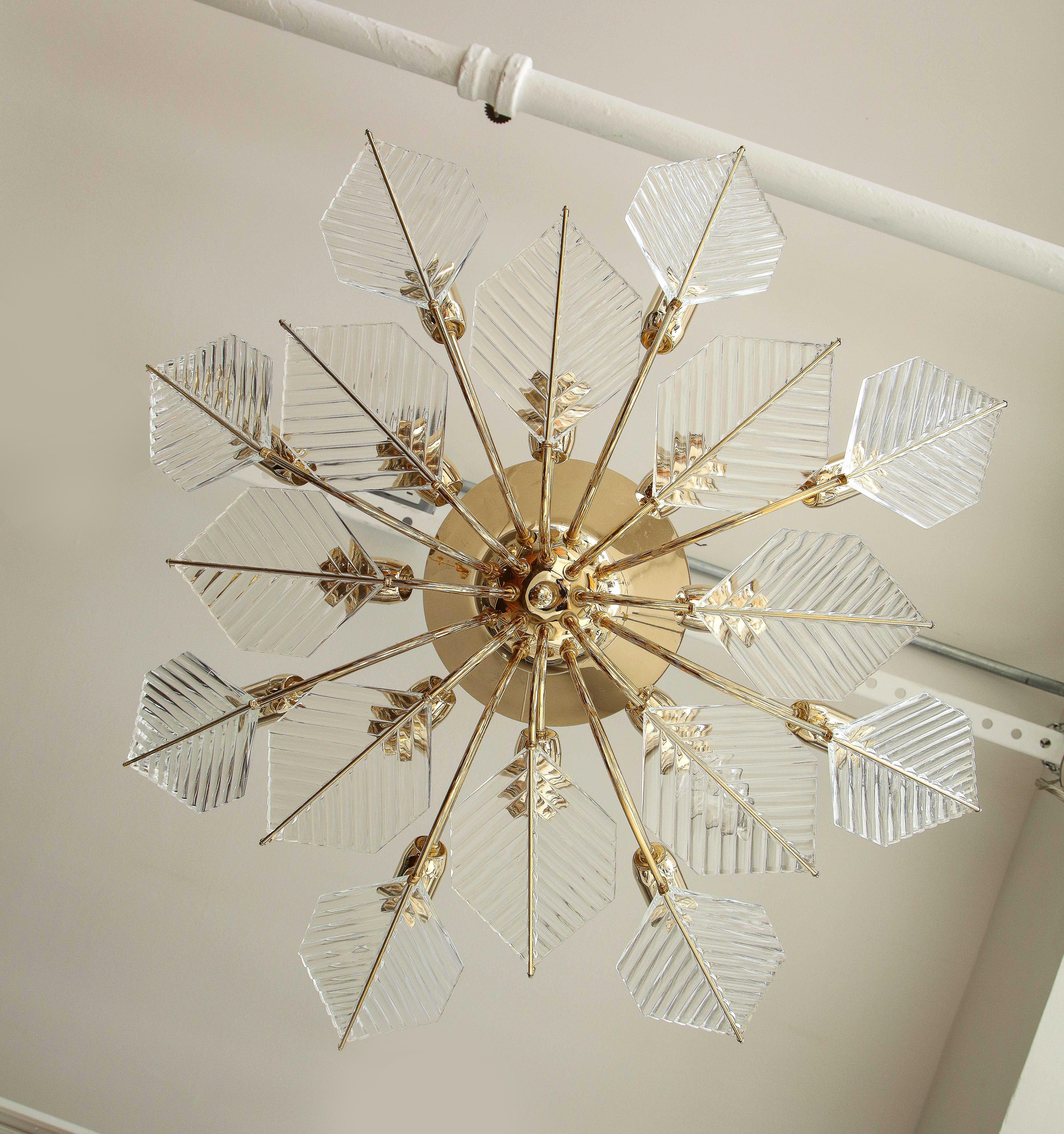 Italian 15 Light Glass Chandelier Decorated with Leaf Motif, La Murrina, 1970's For Sale 6