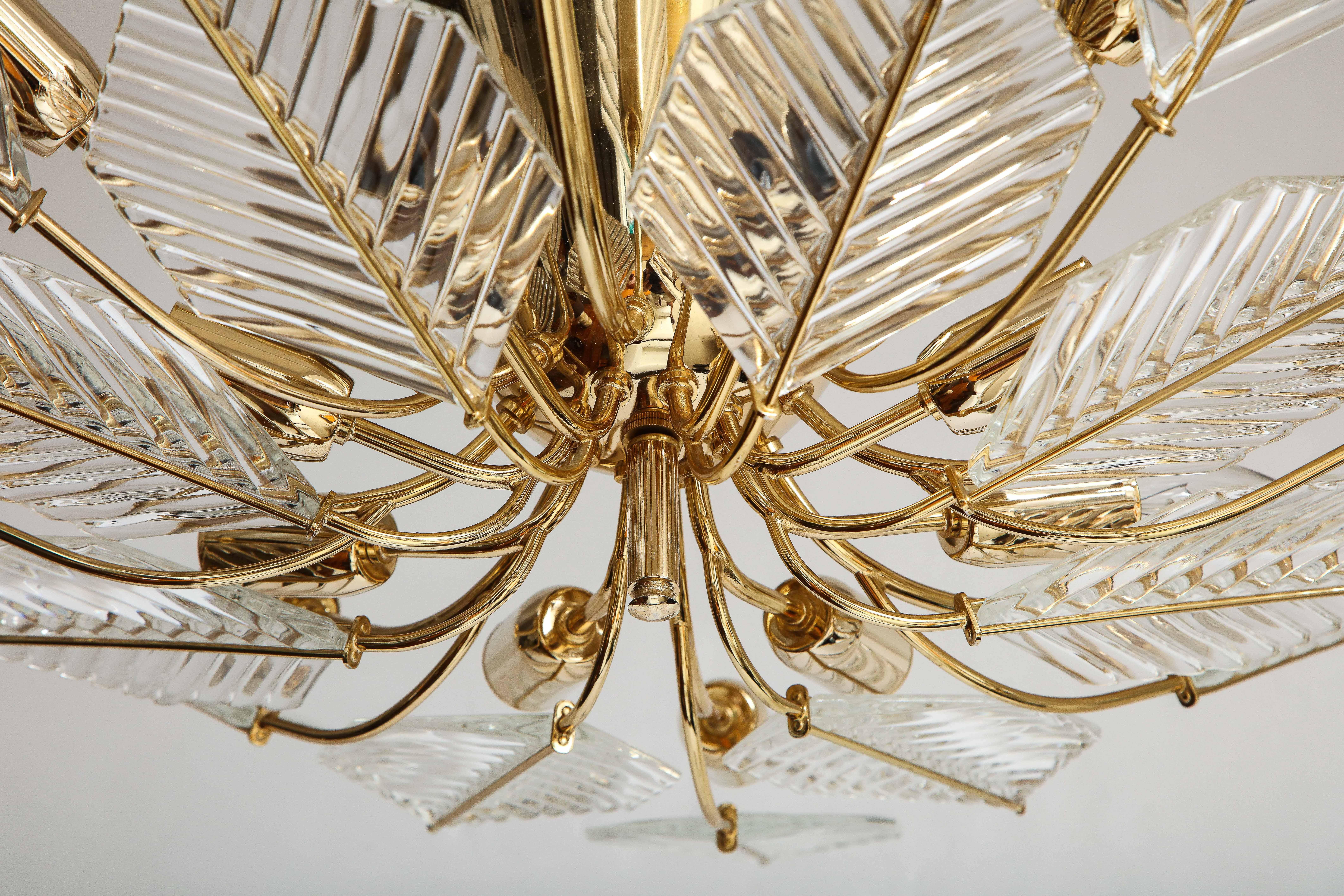 Italian 15 Light Glass Chandelier Decorated with Leaf Motif, La Murrina, 1970's For Sale 2