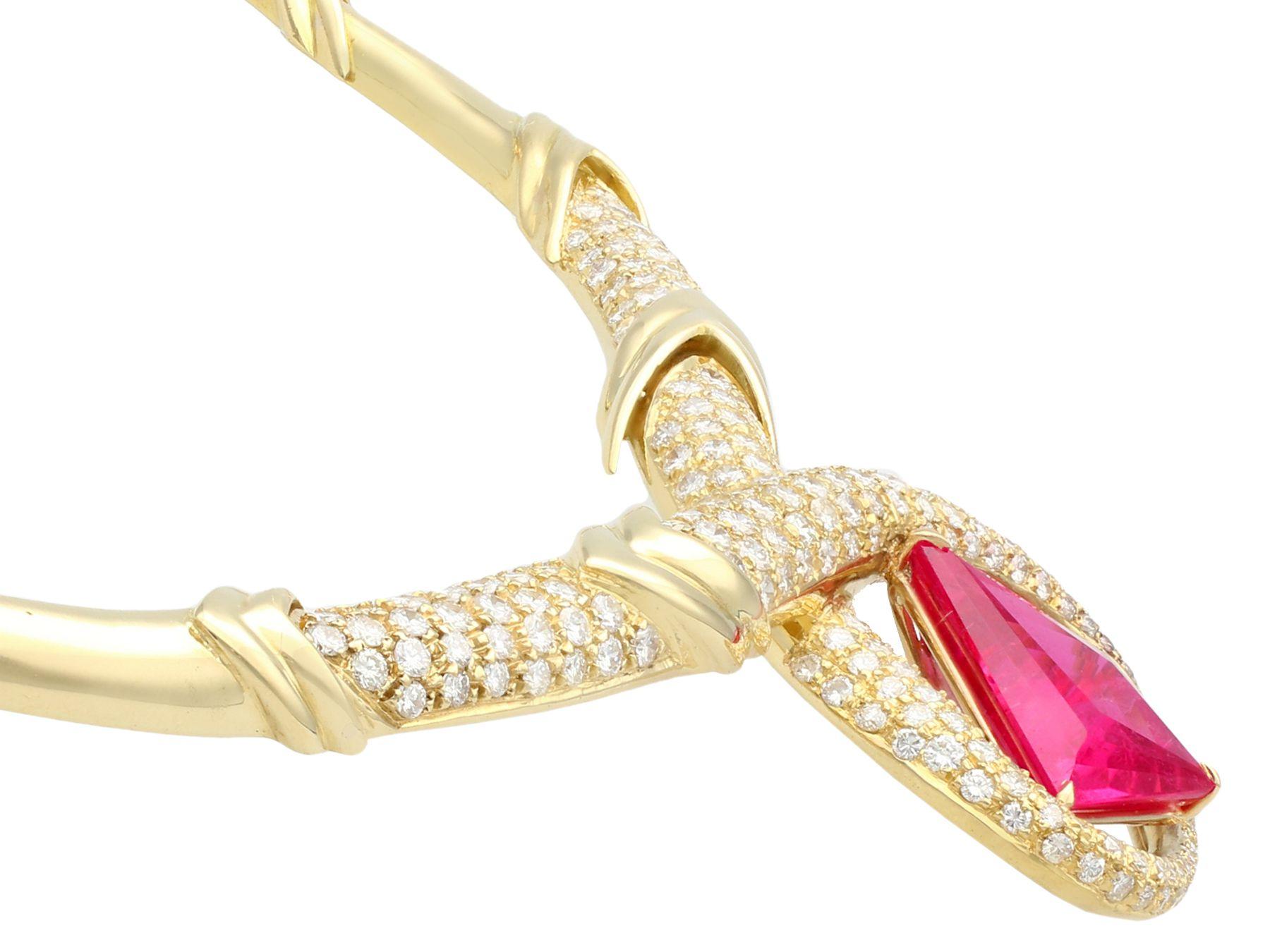 Women's or Men's Italian 15.65 Carat Pink Tourmaline and 6.90 Carat Diamond Yellow Gold Necklace For Sale