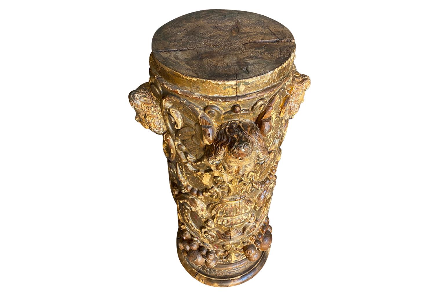 Gilt  Italian 16th Century Column Pedestal For Sale