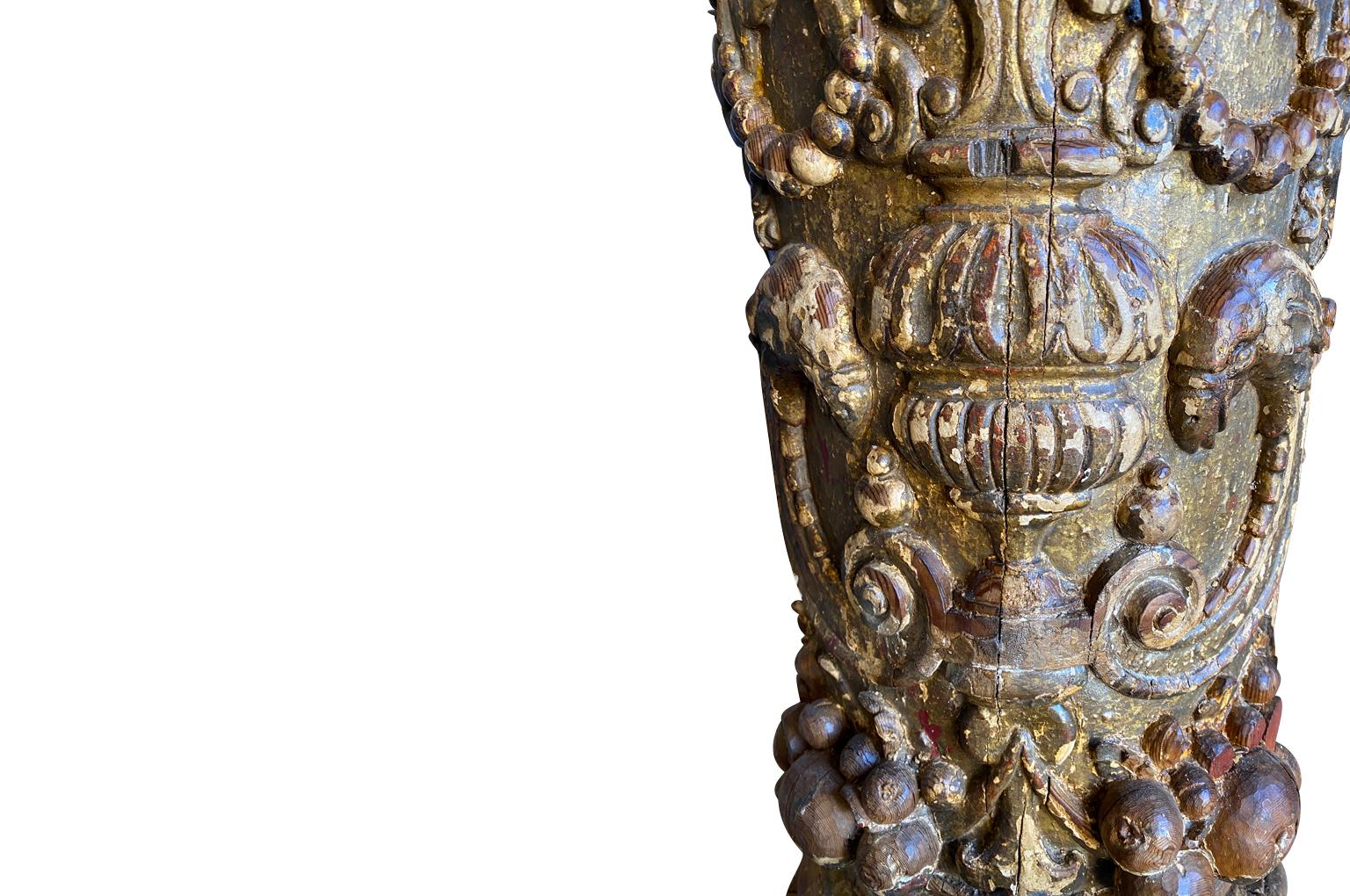 18th Century and Earlier  Italian 16th Century Column Pedestal For Sale