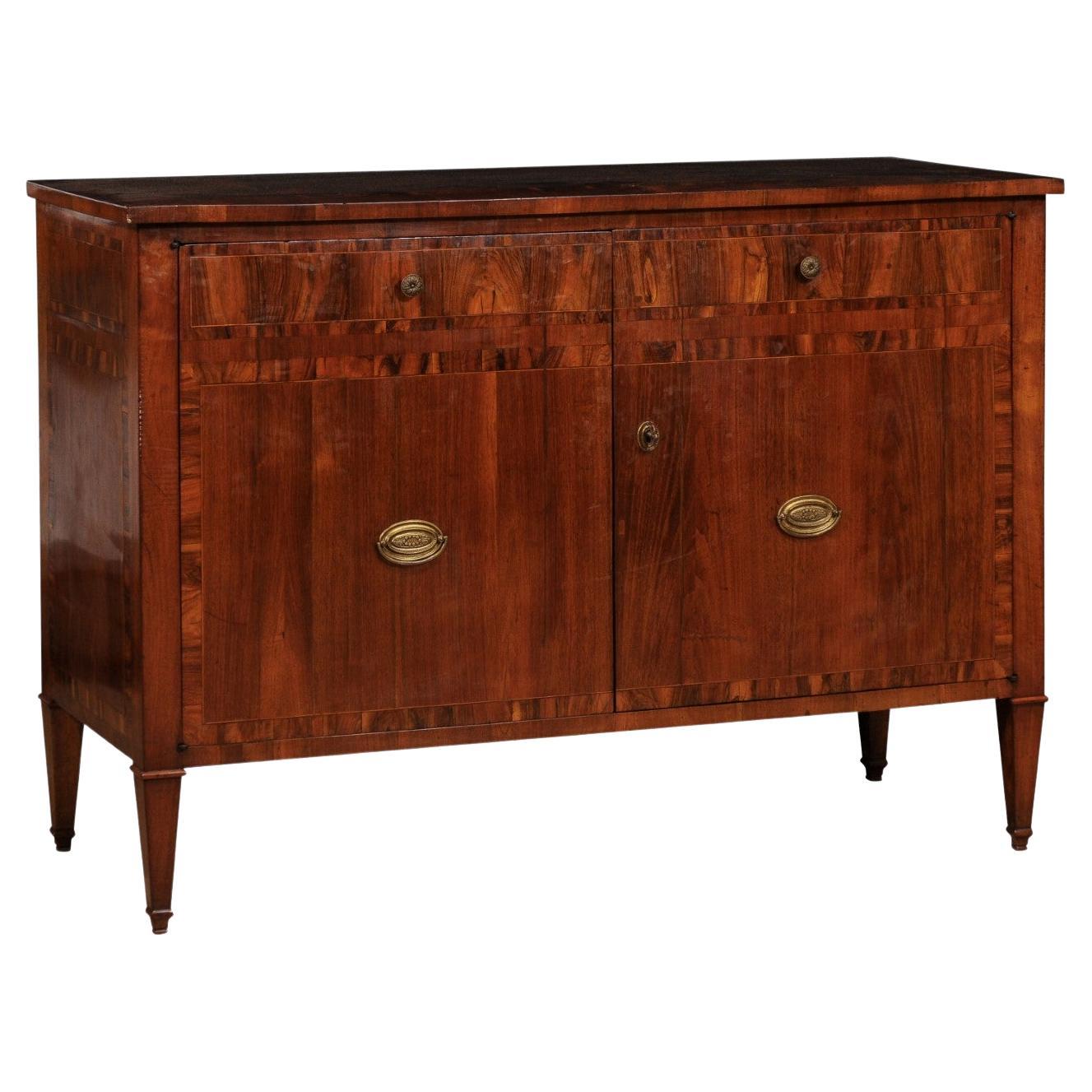 Italian 1780s Walnut and Mahogany Buffet with Cross Banding and Tapered Legs