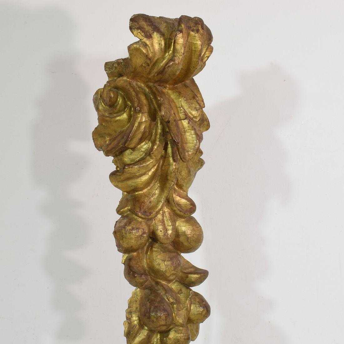 Italian 17th/ 18th Century Giltwood Baroque Ornament For Sale 7