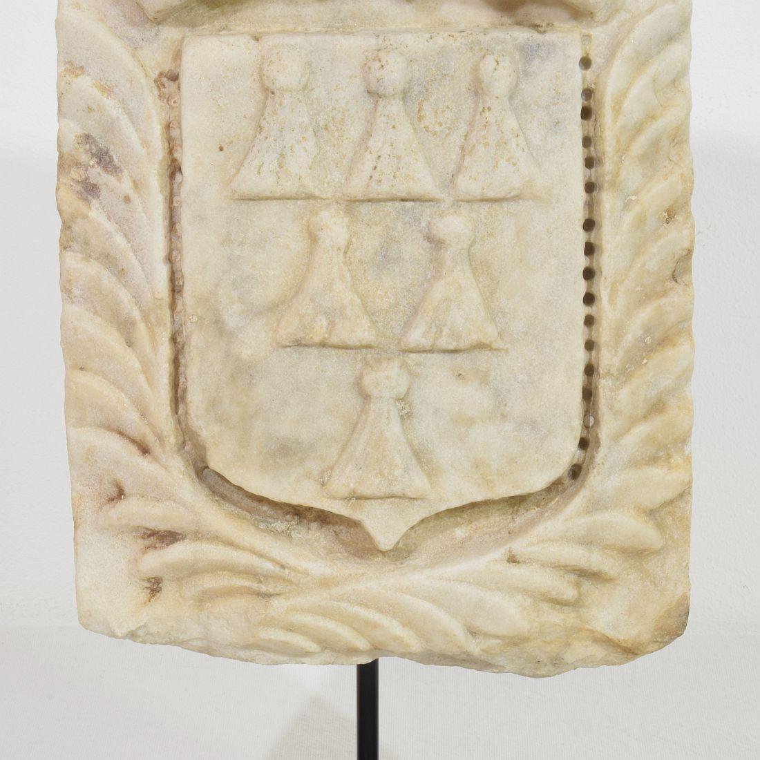 Italian 17th/ 18th Century White Marble Coat of Arms For Sale 6