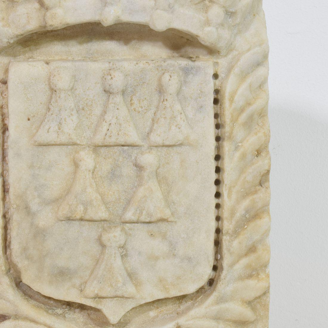 Italian 17th/ 18th Century White Marble Coat of Arms For Sale 10