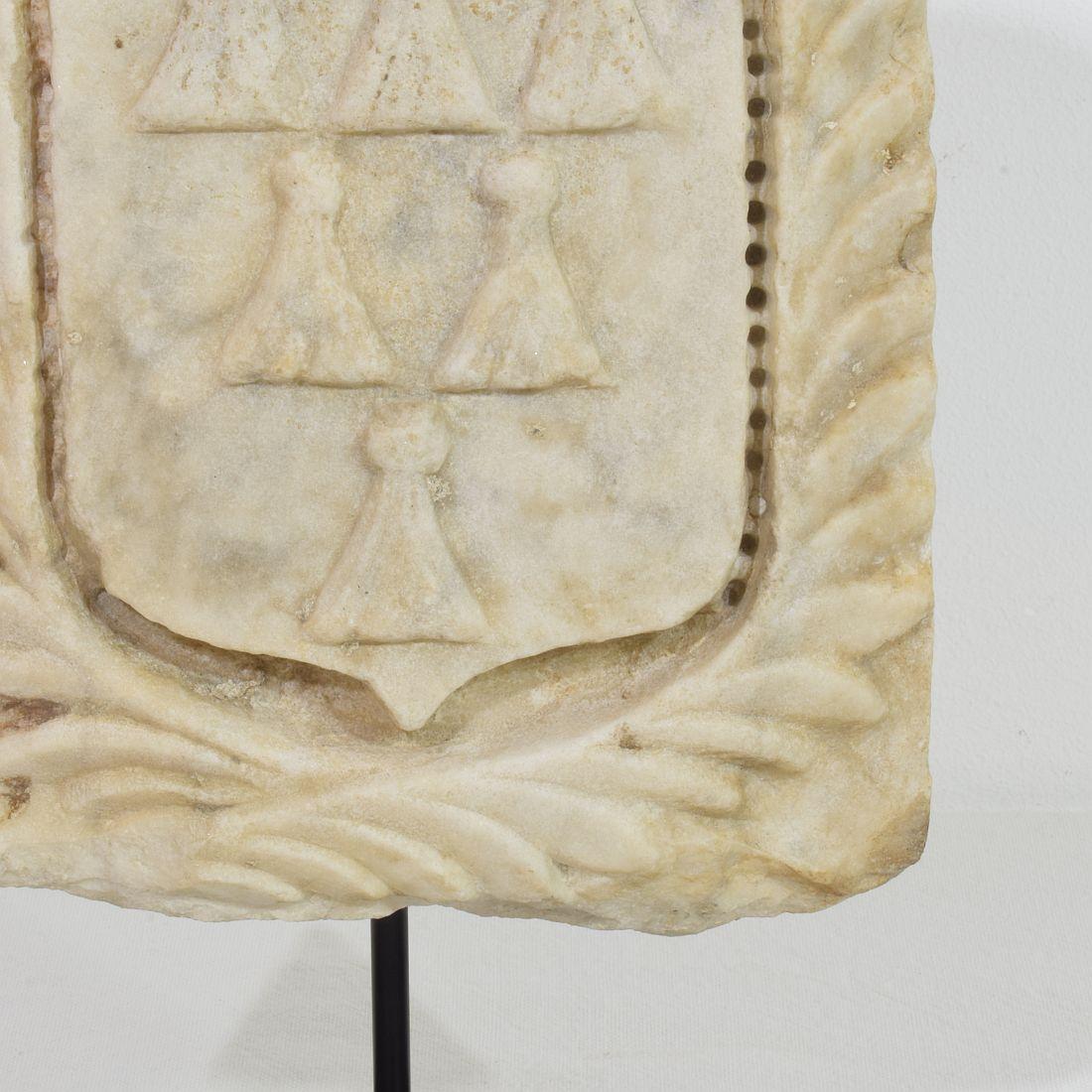 Italian 17th/ 18th Century White Marble Coat of Arms For Sale 12