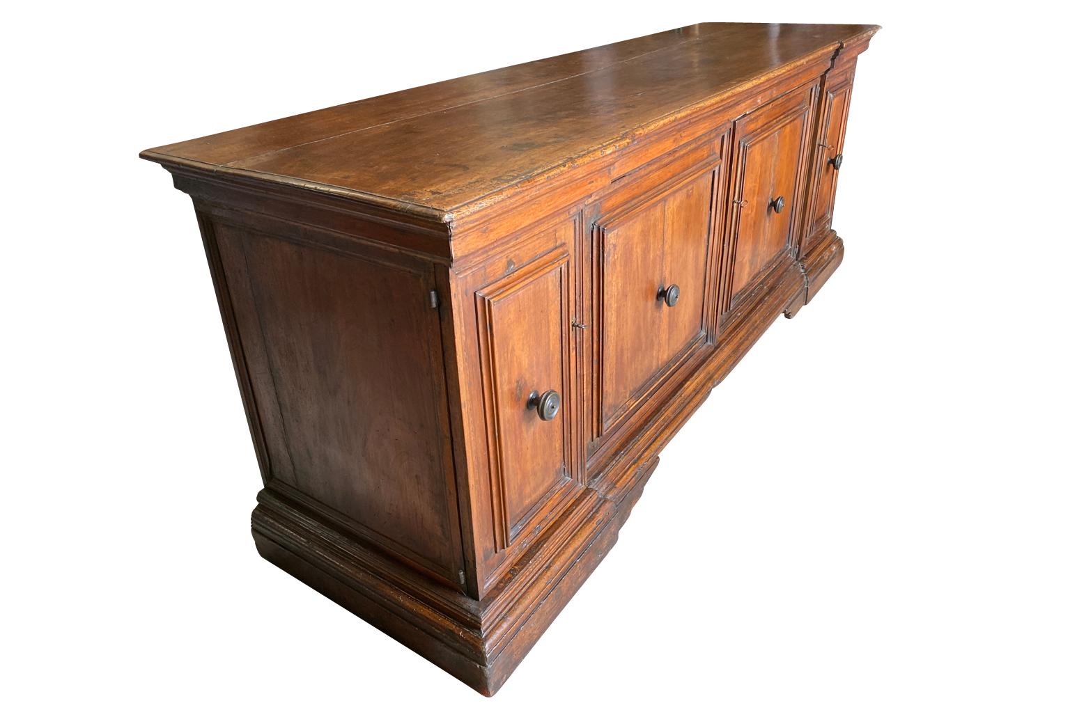 18th Century and Earlier Italian 17th Century Credenza For Sale