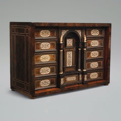 Italian 17th Century inlaid Table Cabinet