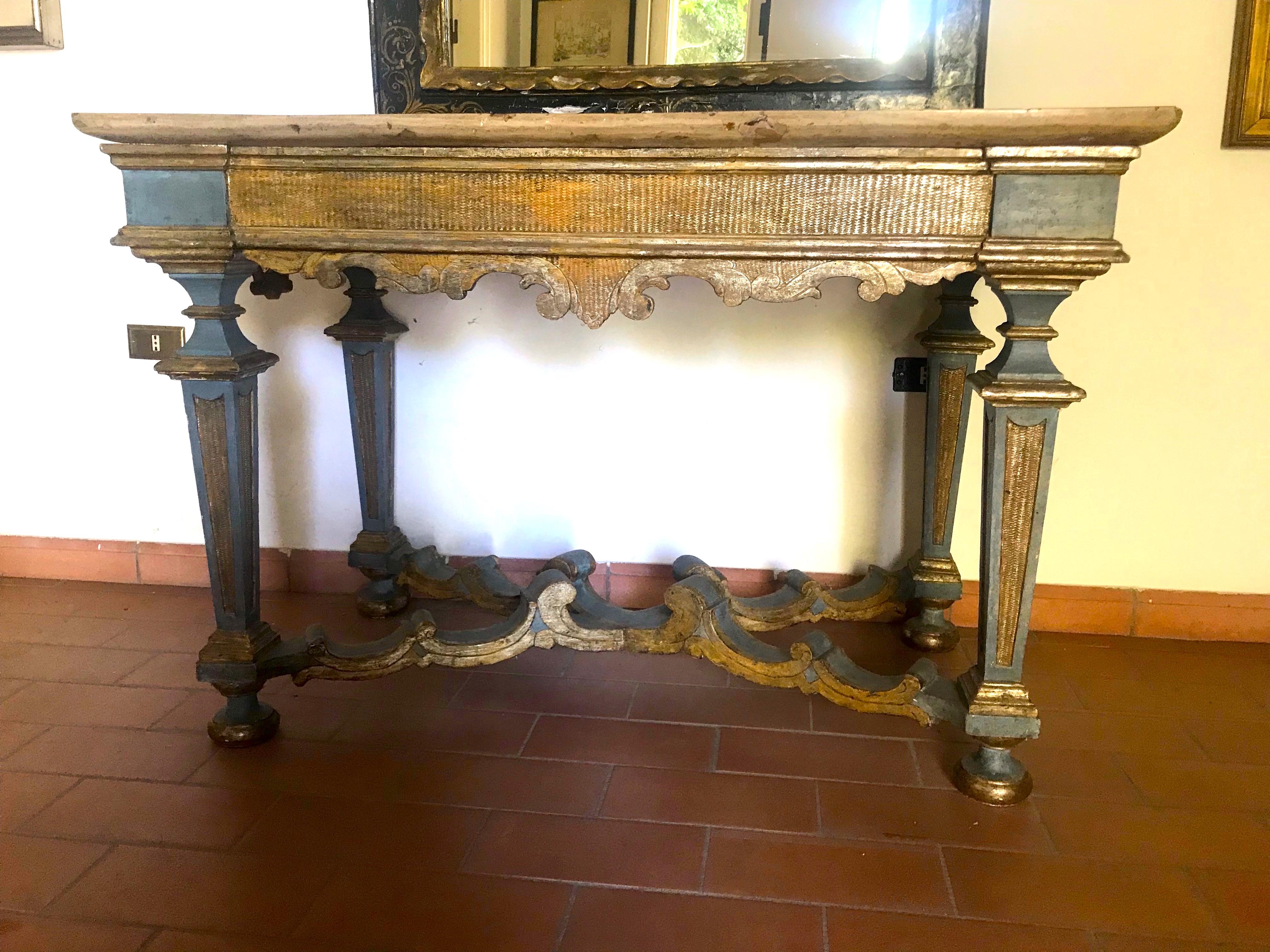 Italian 17th Century Painted and Parcel-Gilt Console Table For Sale 1
