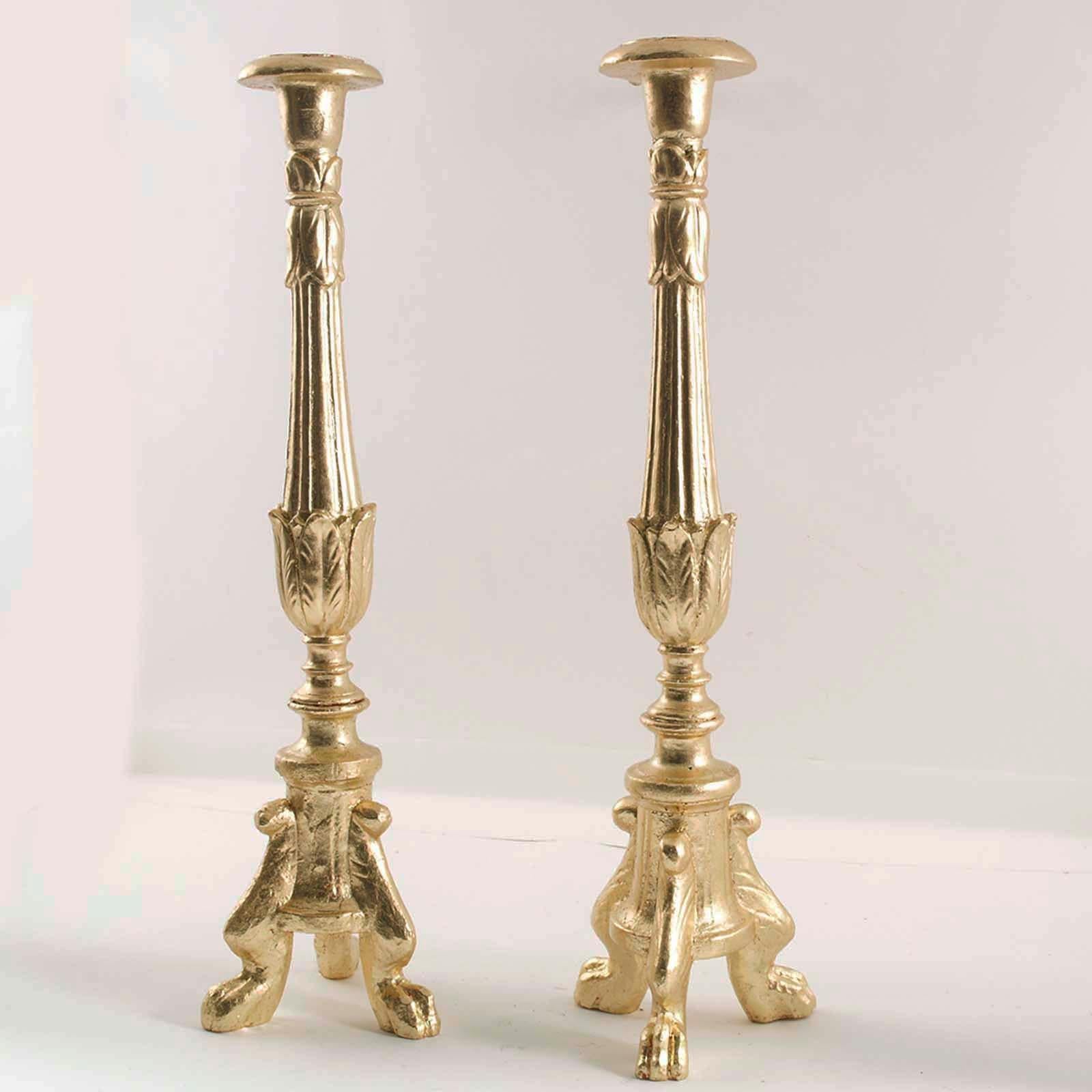 Italian precious original 17th century pair of decorative columns , Torchères, hand-carved walnut gold leaf covered, on a tripod base.
