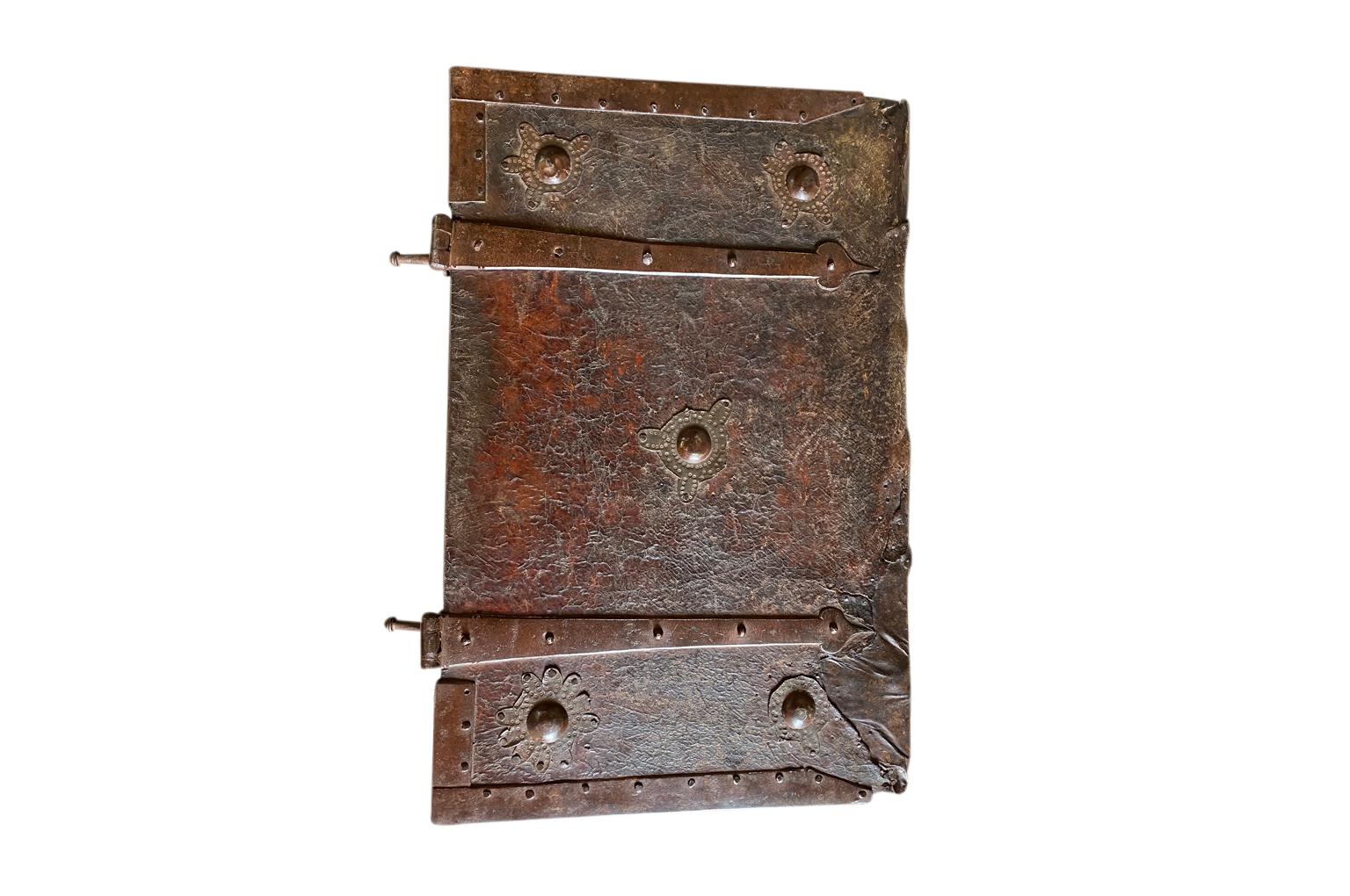 Leather Italian 17th Century Porte-Livre Précieux, Precious Book Carrier