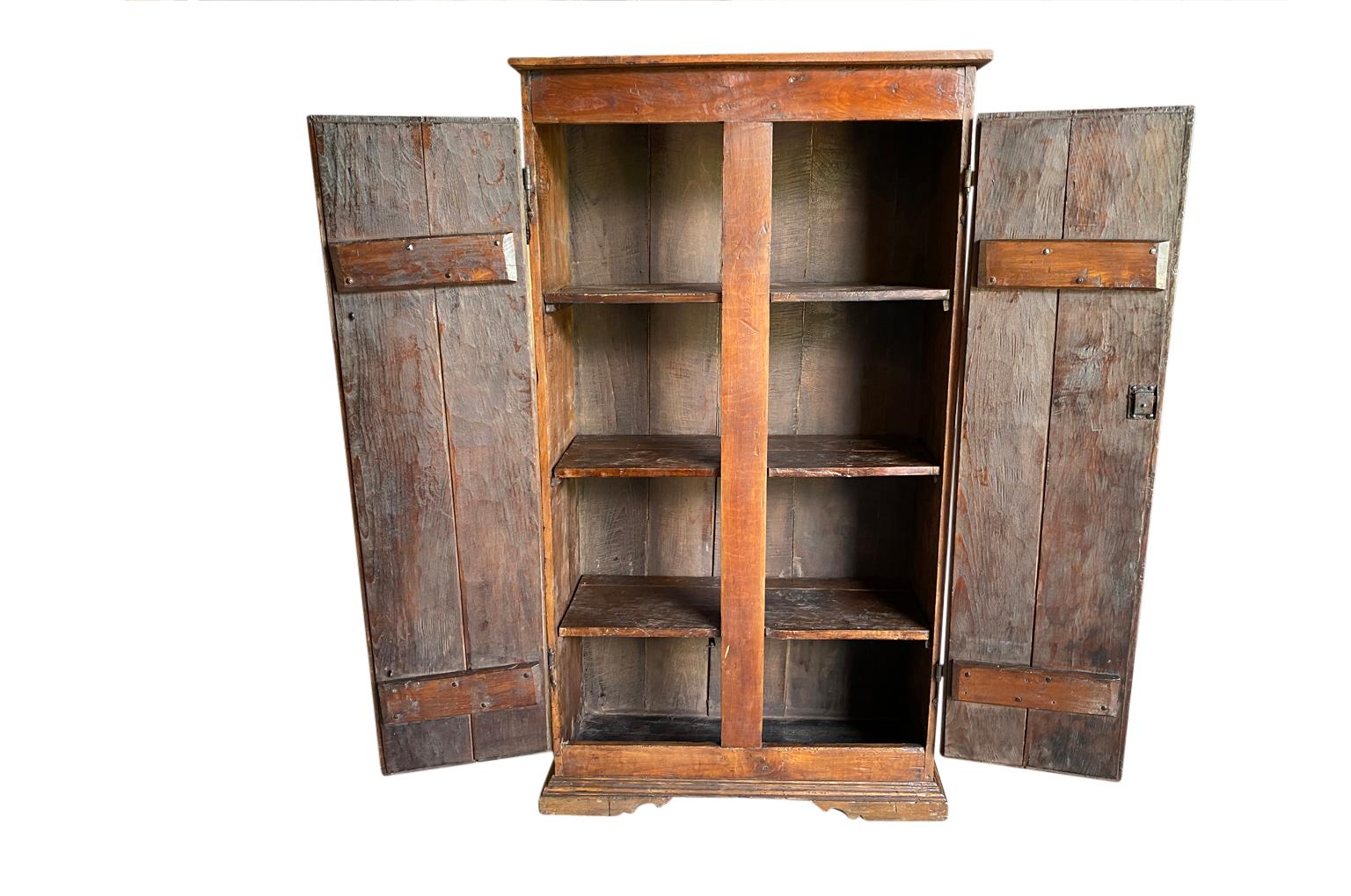 Italian 17th Century Primitive Armoire For Sale 8