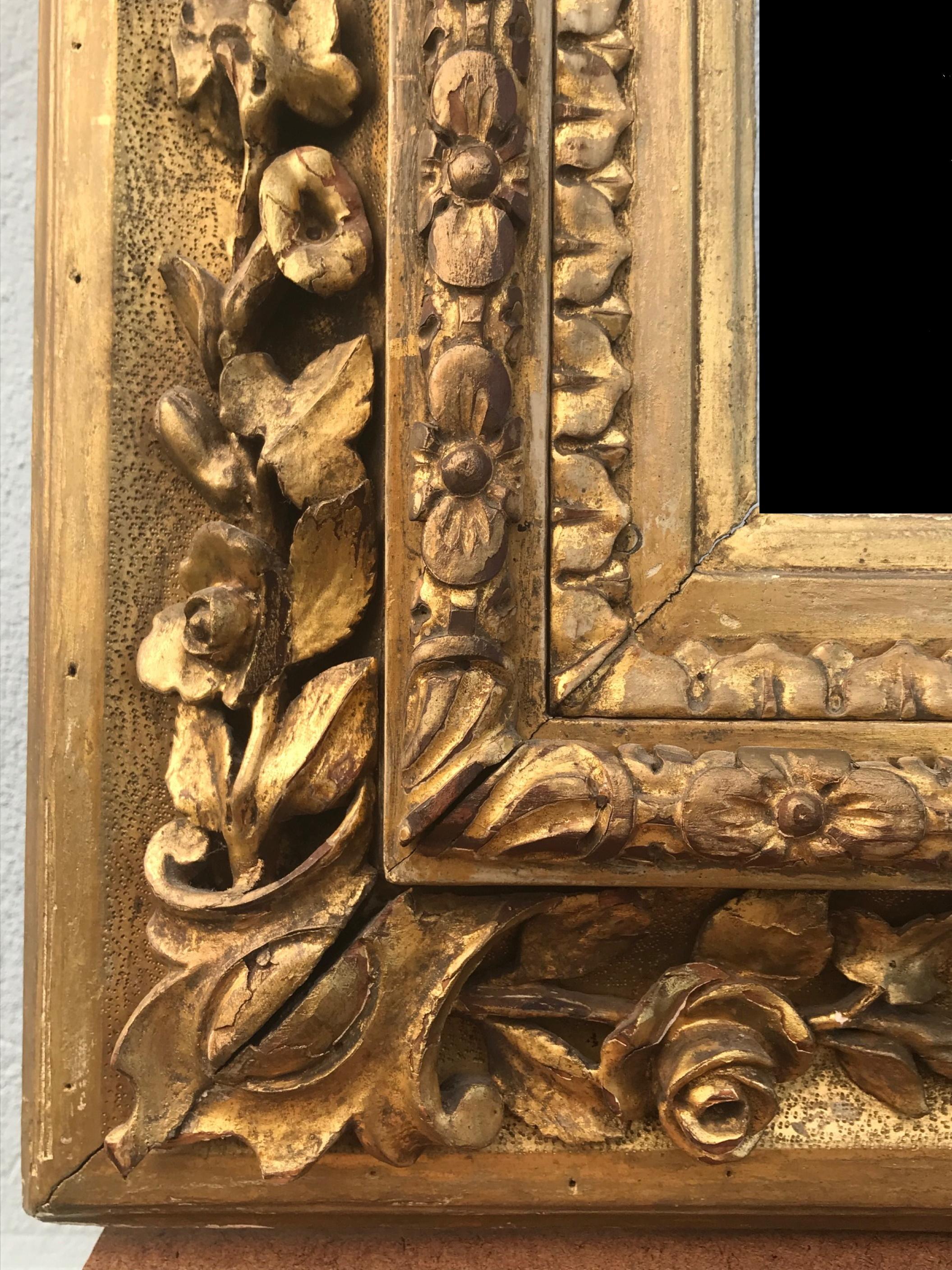 Italian 17th Century Still Life Painting in Period Carved Gilt Frame For Sale 7