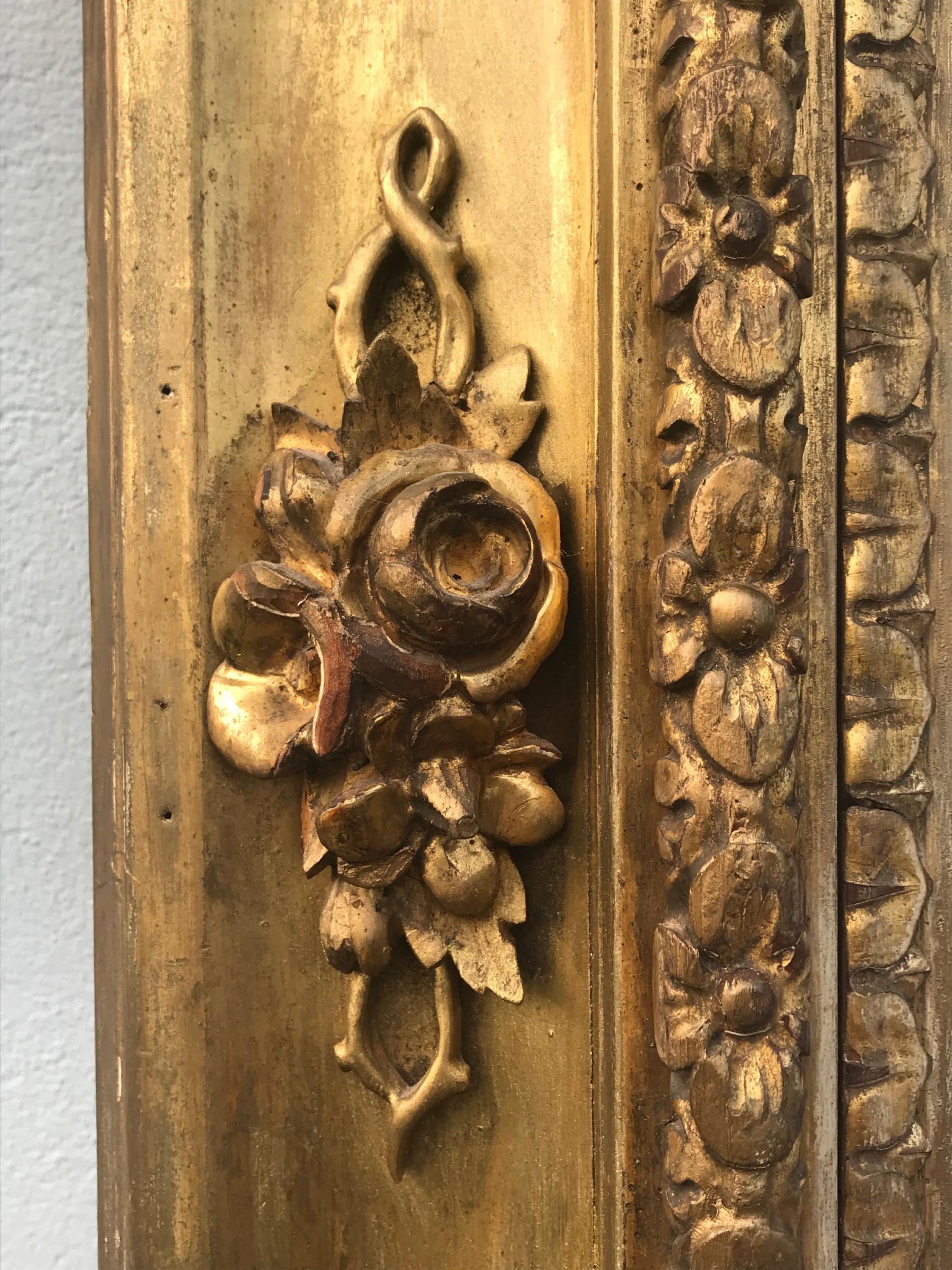 Italienisches Stillleben aus dem 17. Jahrhundert in geschnitztem, vergoldetem Rahmen im Angebot 10