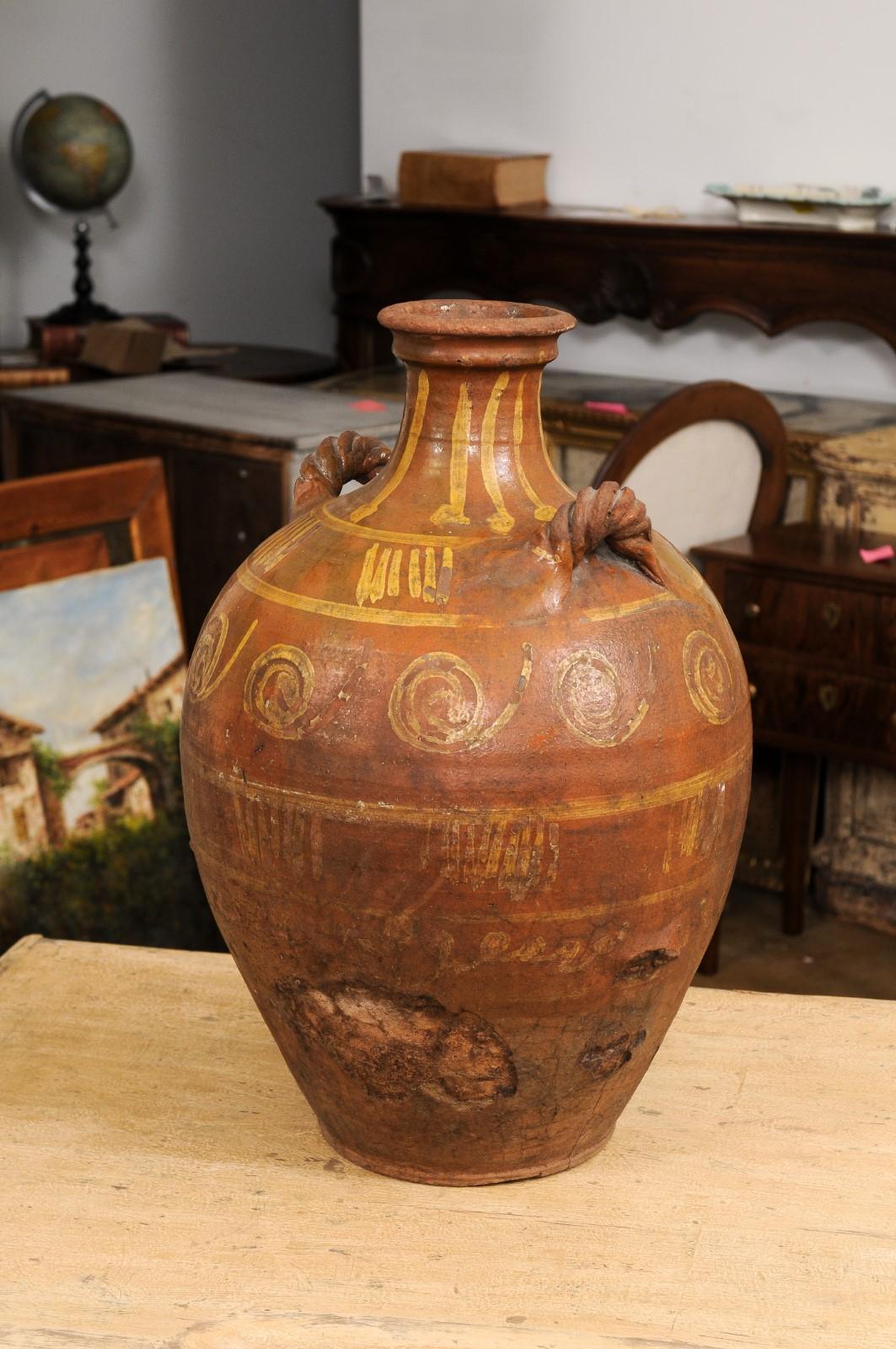 Italian 17th Century Terracotta Olive Oil Jar with Yellow Glazed Spiraling Décor For Sale 4