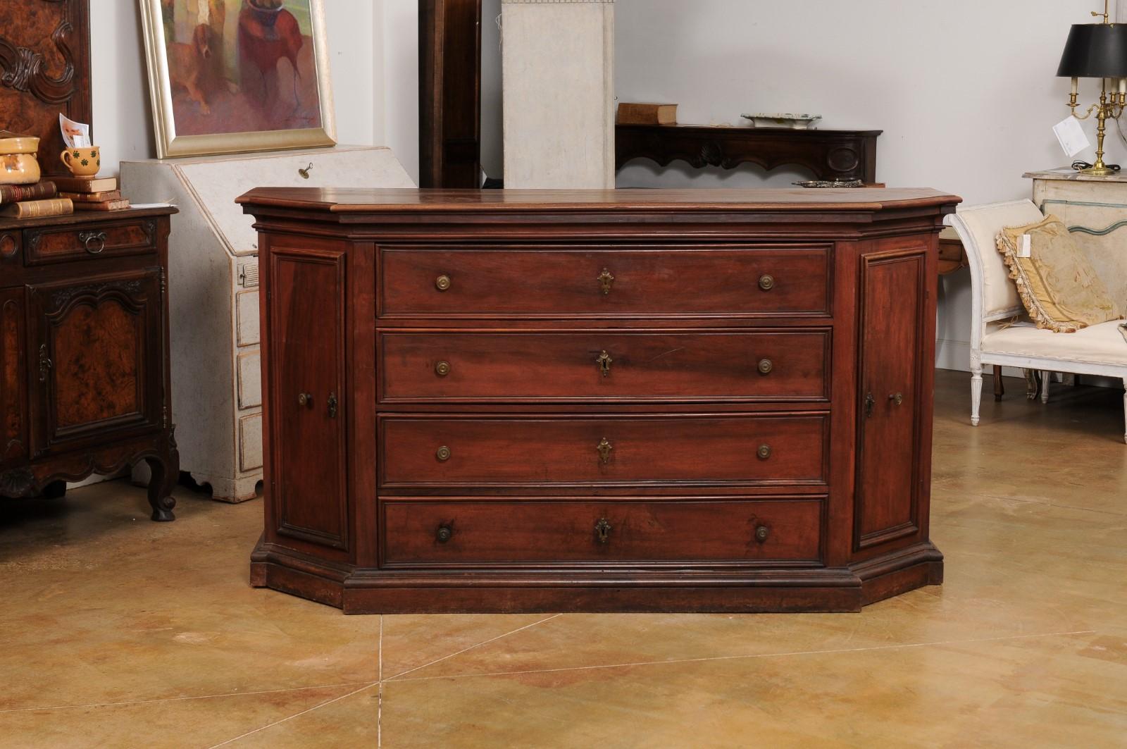 Italian 17th Century Walnut Dresser with Four Drawers and Canted Lateral Doors In Good Condition In Atlanta, GA