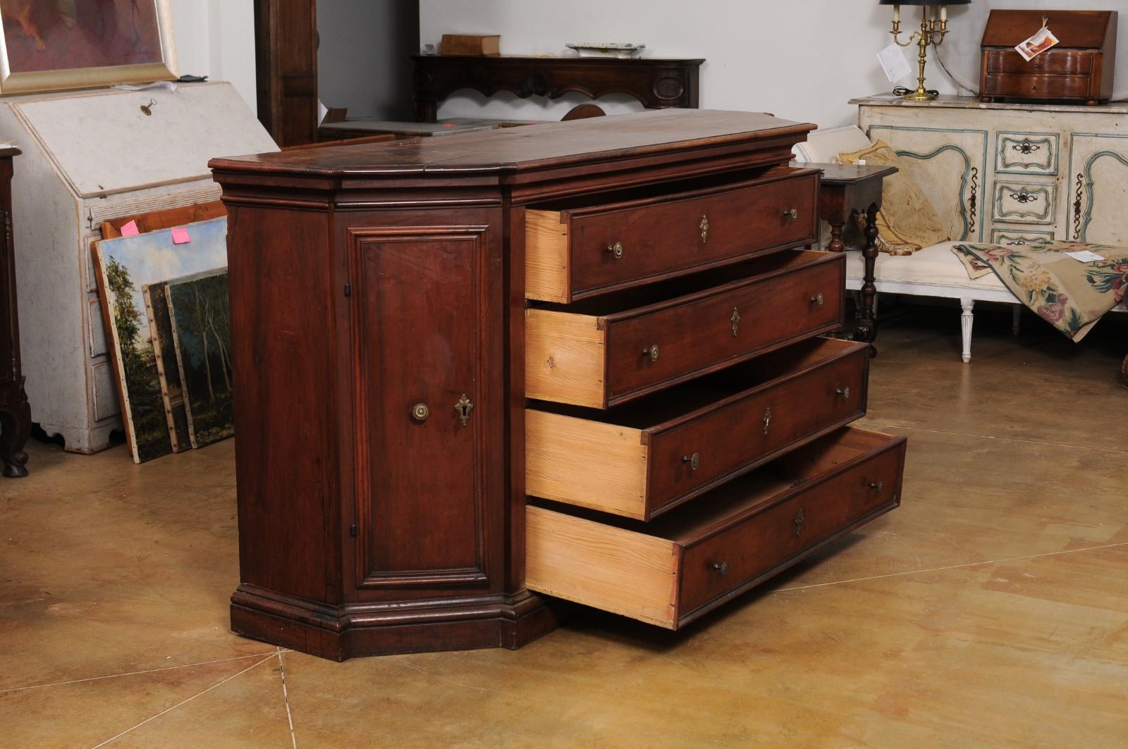 Italian 17th Century Walnut Dresser with Four Drawers and Canted Side Doors 2