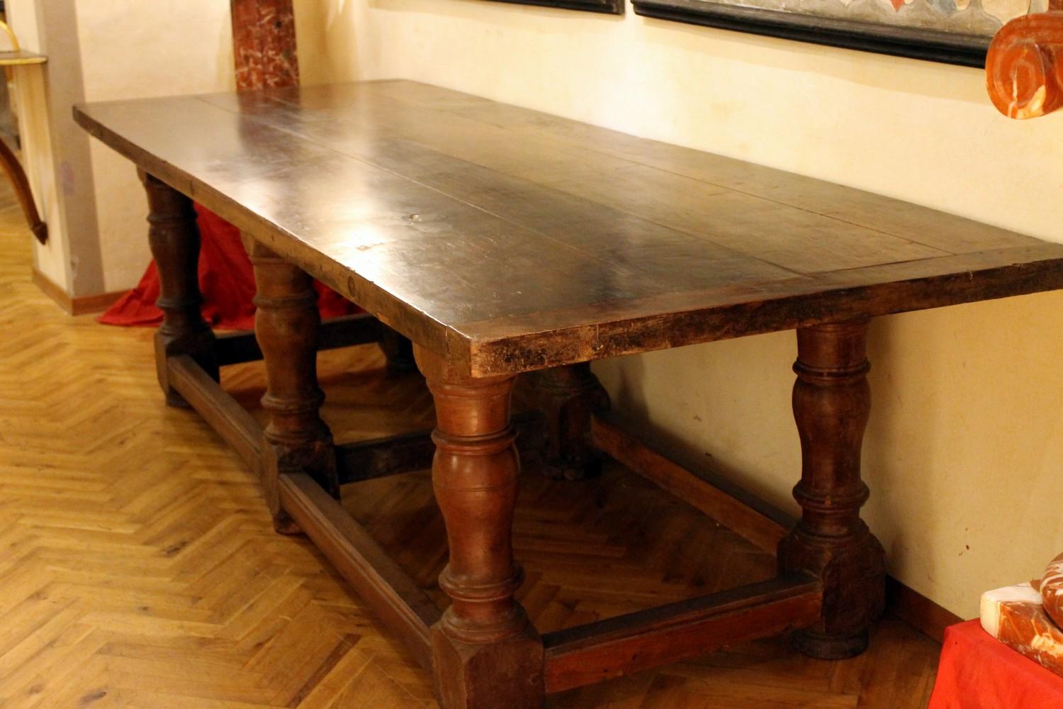 18th Century and Earlier Italian 17th Century Walnut Rustic Trestle Refectory Dining or Library Table For Sale