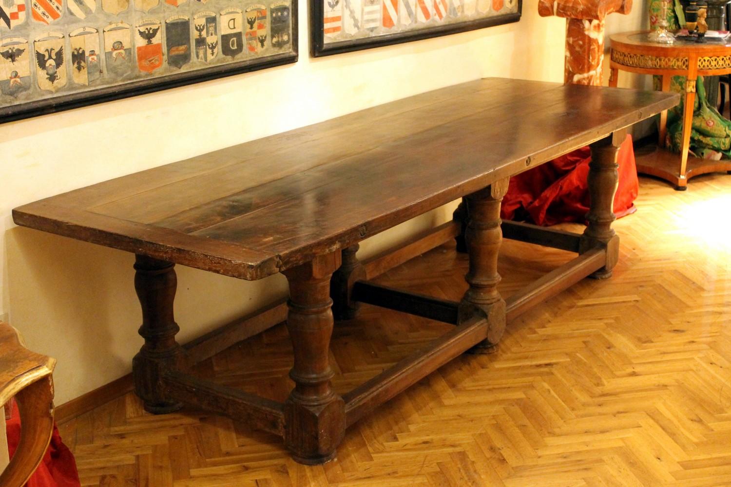 Wood Italian 17th Century Walnut Rustic Trestle Refectory Dining or Library Table For Sale
