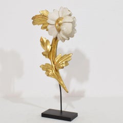 Italian 18/19th Century Hand Carved Giltwood Floral Ornament
