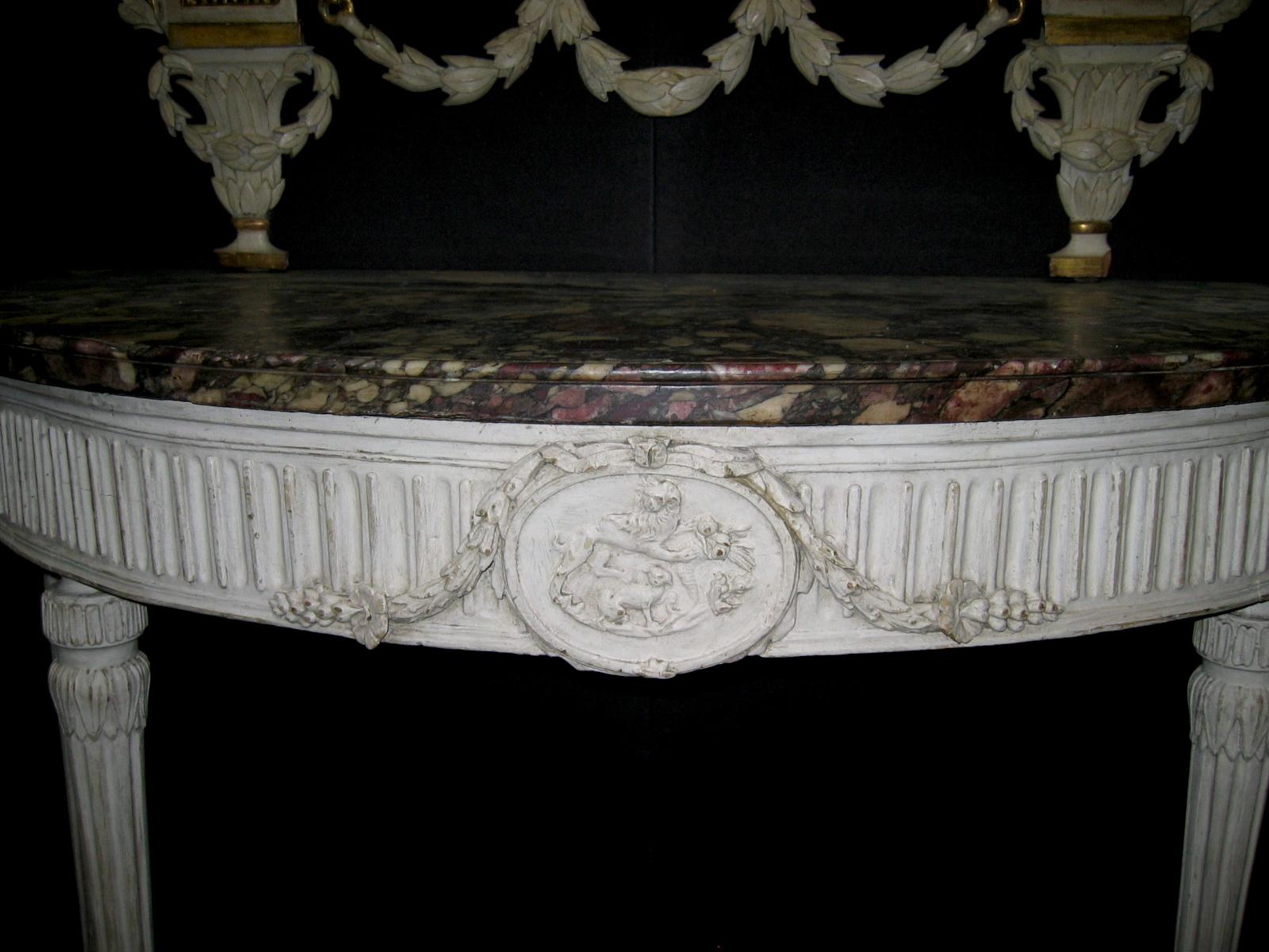 Table Console Italienne du 18ème siècle peinte en ivoire Demilune Période Louis XVI en vente 3