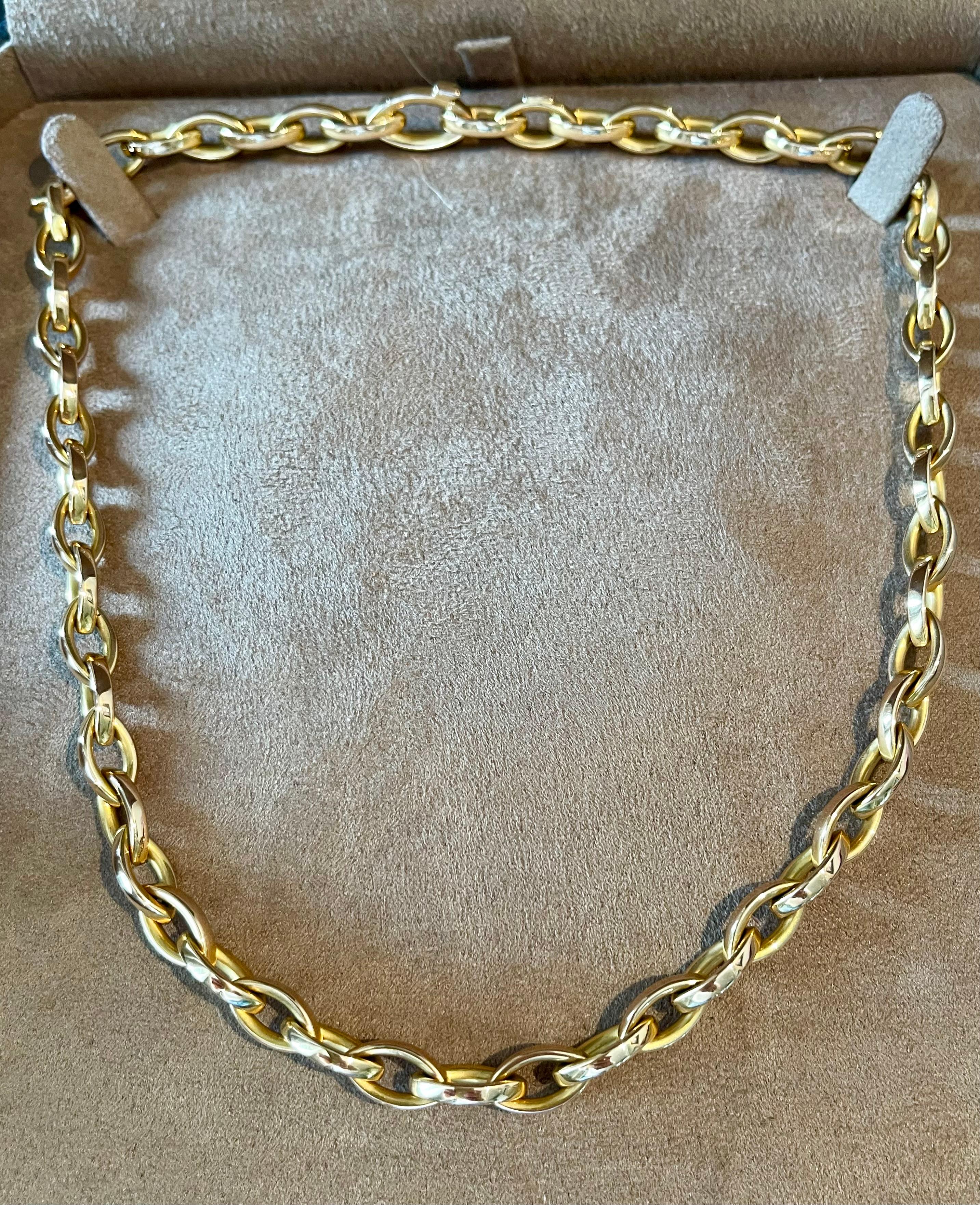 Women's or Men's Italian 18 K rose Gold link necklace For Sale
