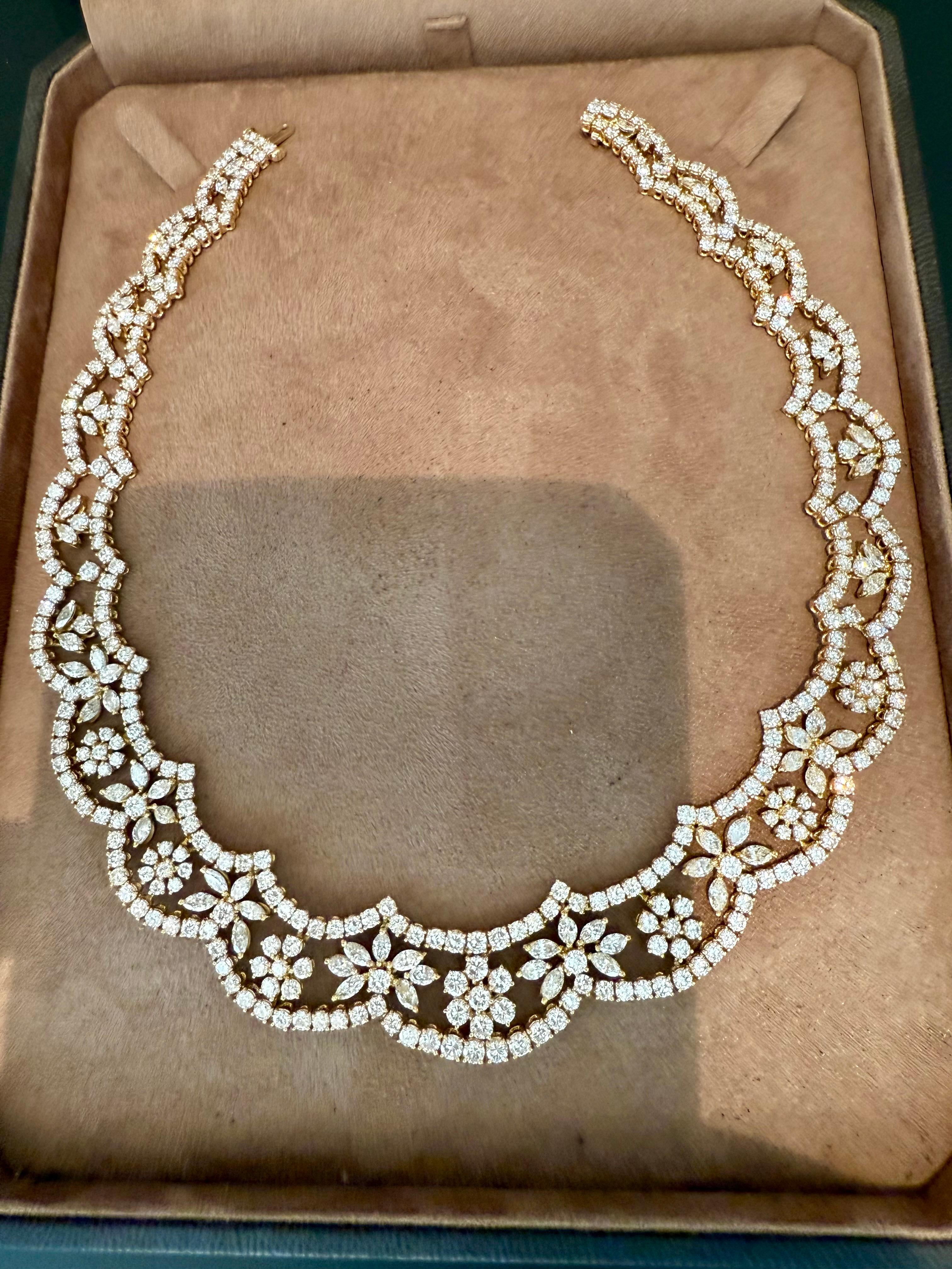 Italian 18 K yellow Gold wide Collar Diamond Necklace For Sale 5